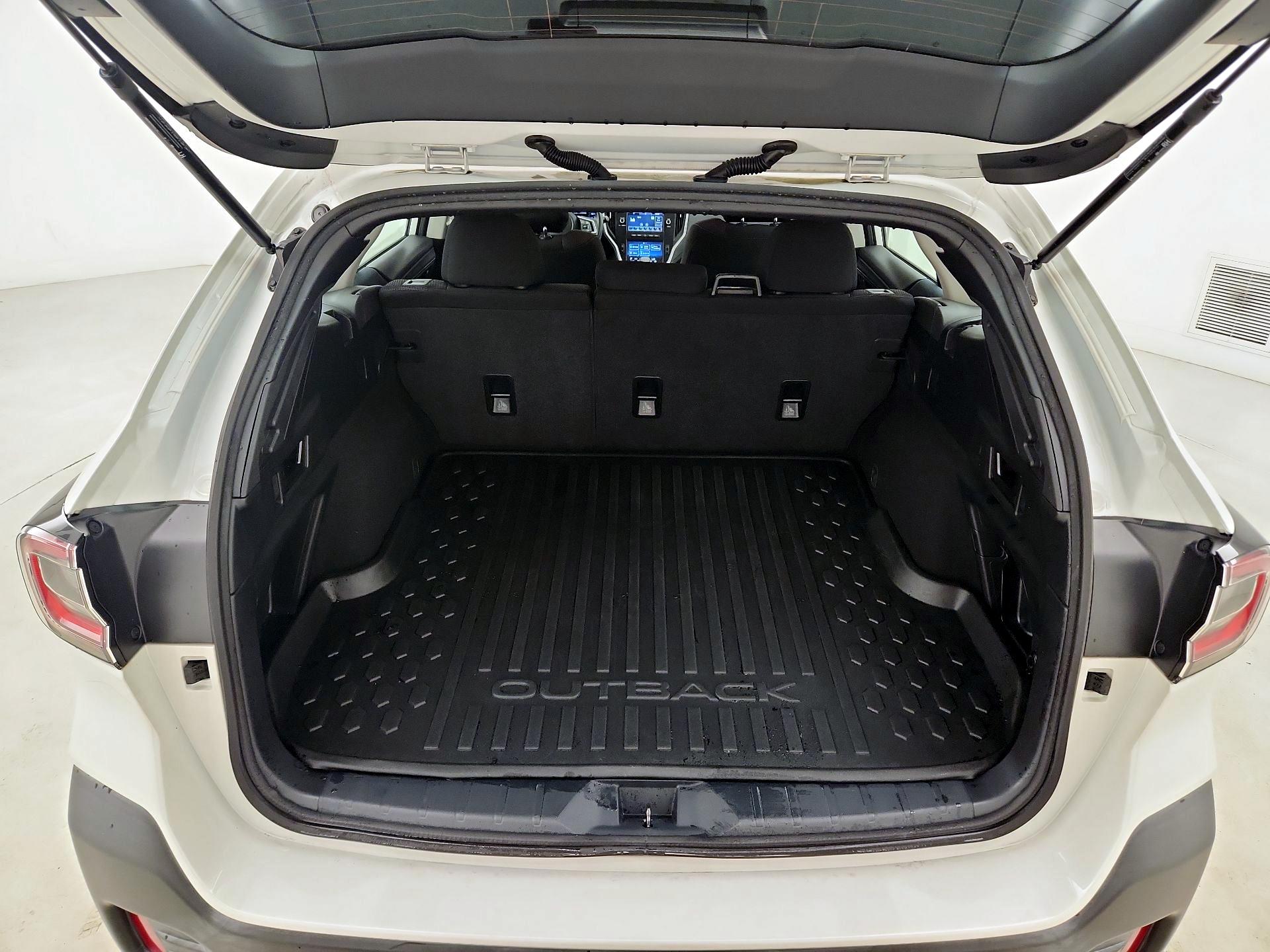 Thumbnail: 2022 Subaru Outback - 20