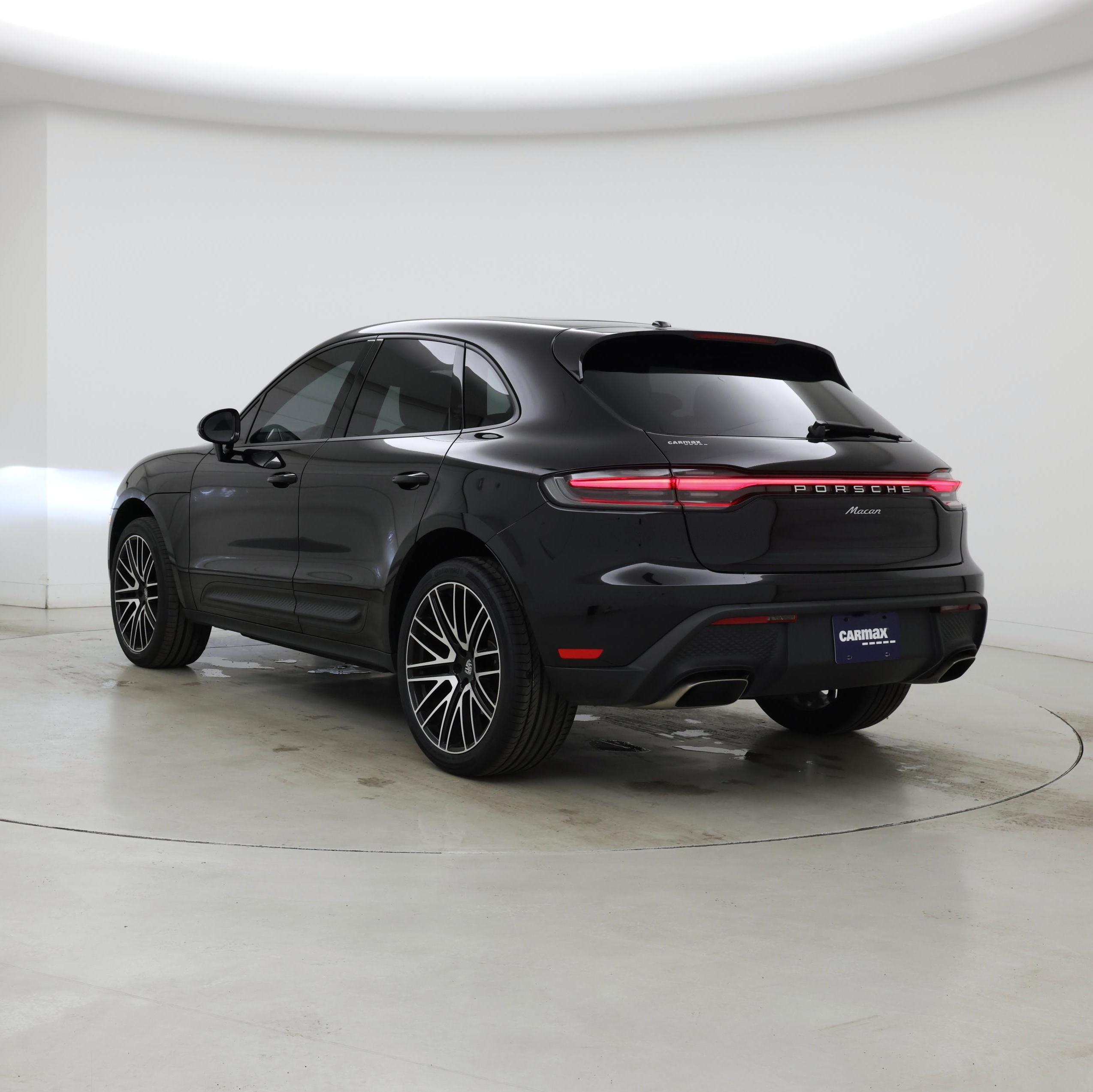 Thumbnail: 2024 Porsche Macan - 2