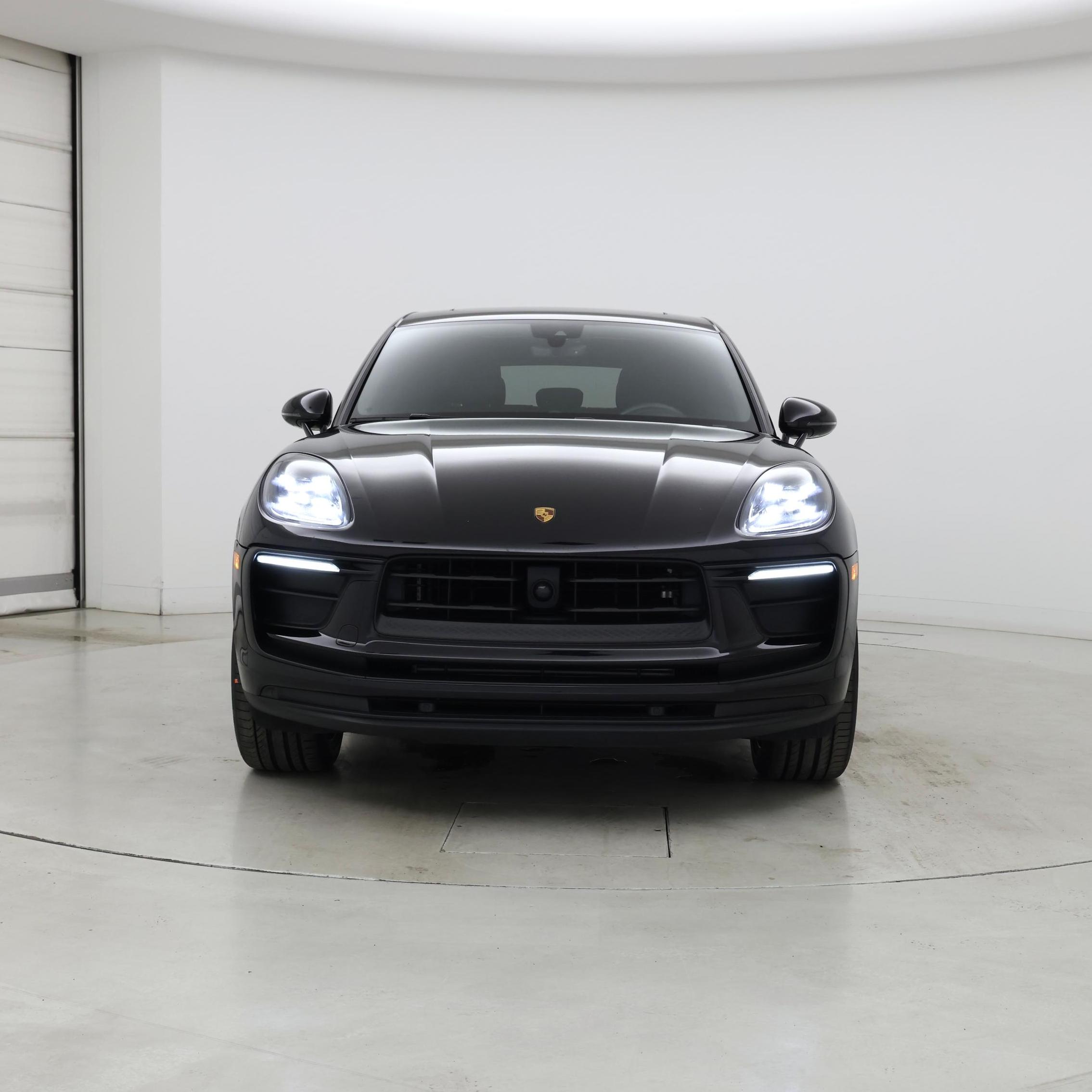 Thumbnail: 2024 Porsche Macan - 5