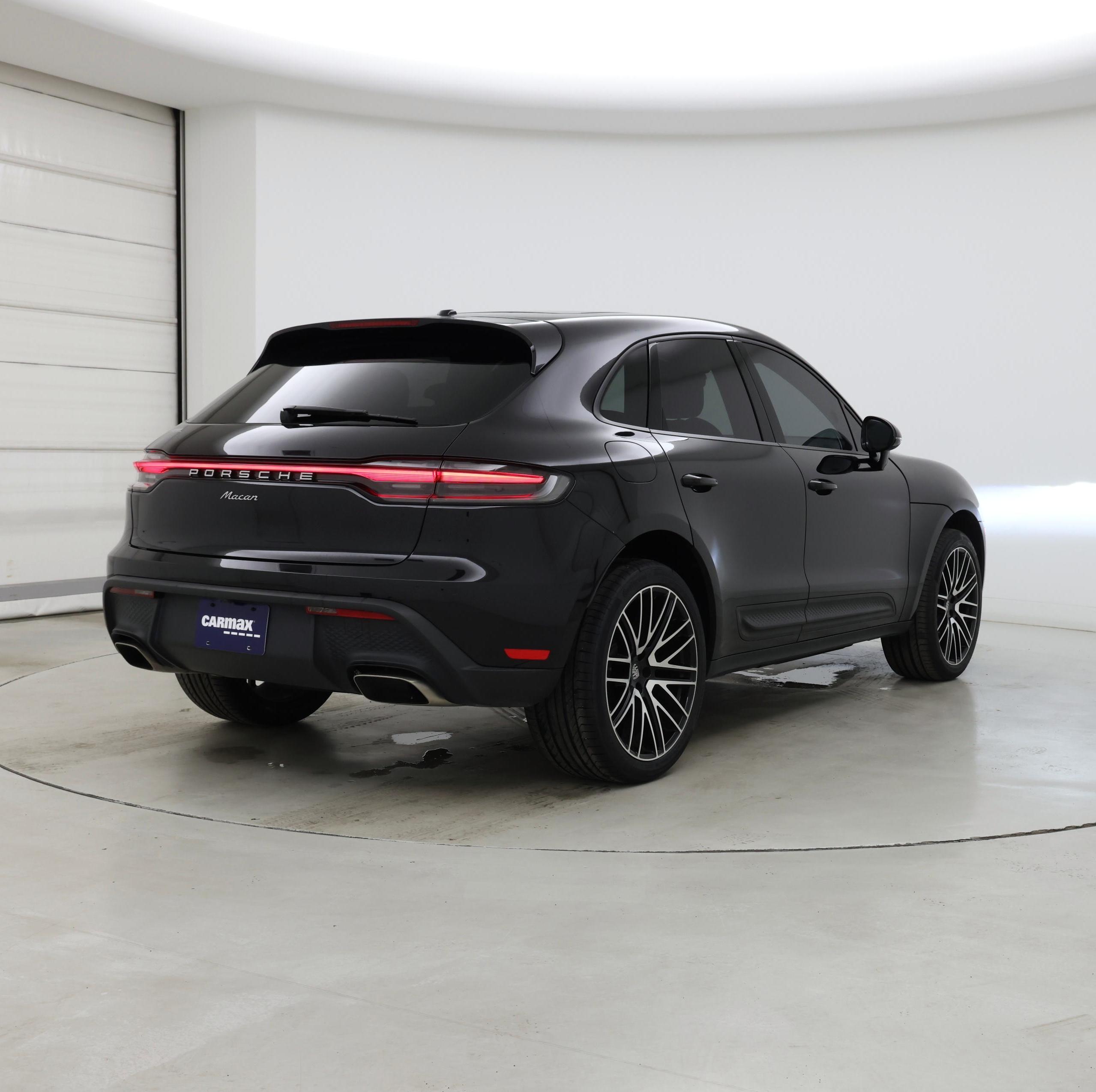 Thumbnail: 2024 Porsche Macan - 8