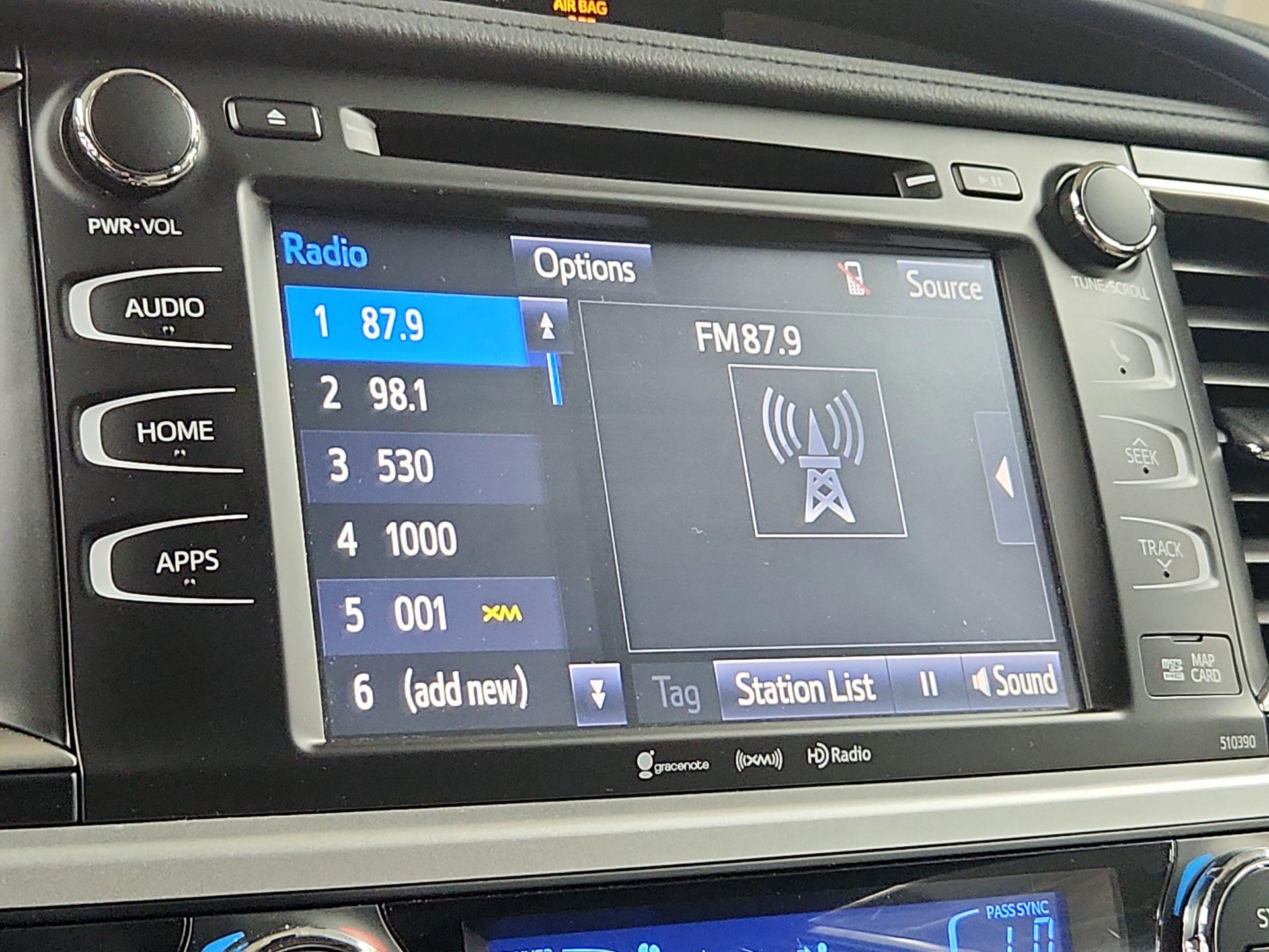 Thumbnail: 2019 Toyota Highlander - 15