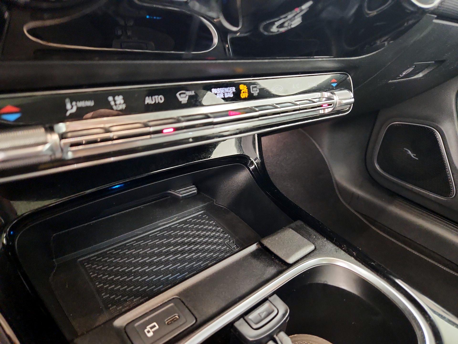 Thumbnail: 2020 Mercedes-Benz CLA - 17