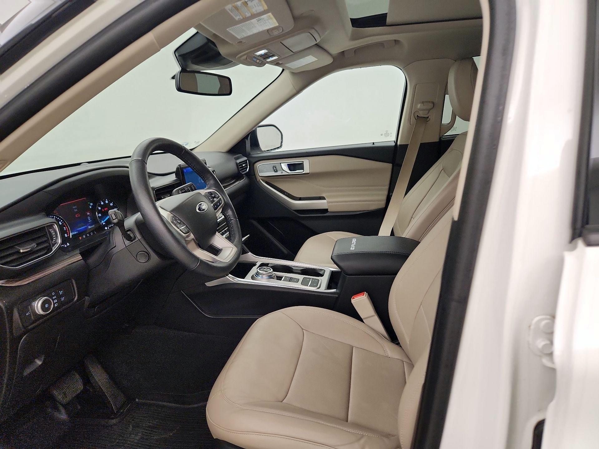 Thumbnail: 2022 Ford Explorer - 11