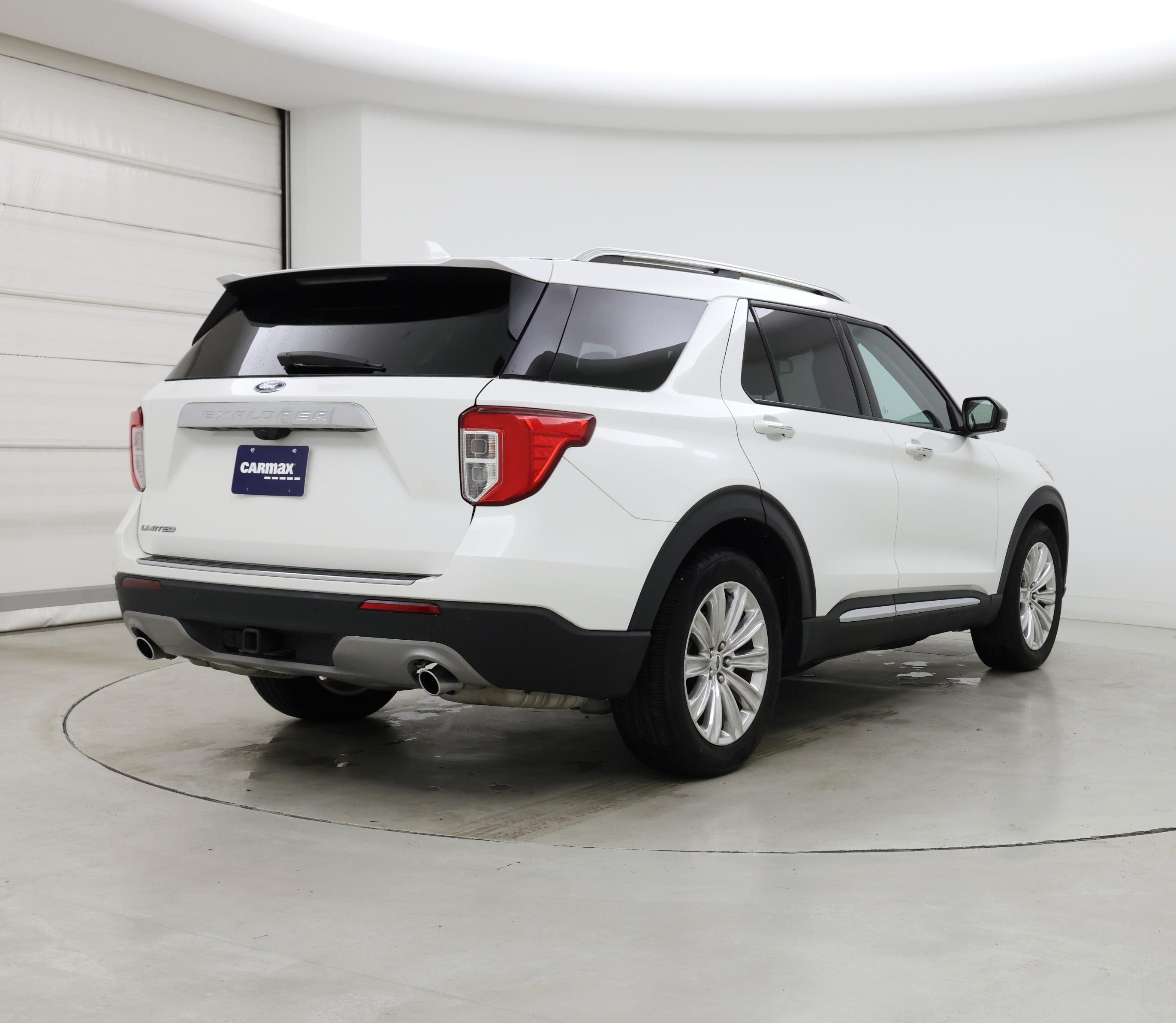 Thumbnail: 2022 Ford Explorer - 8