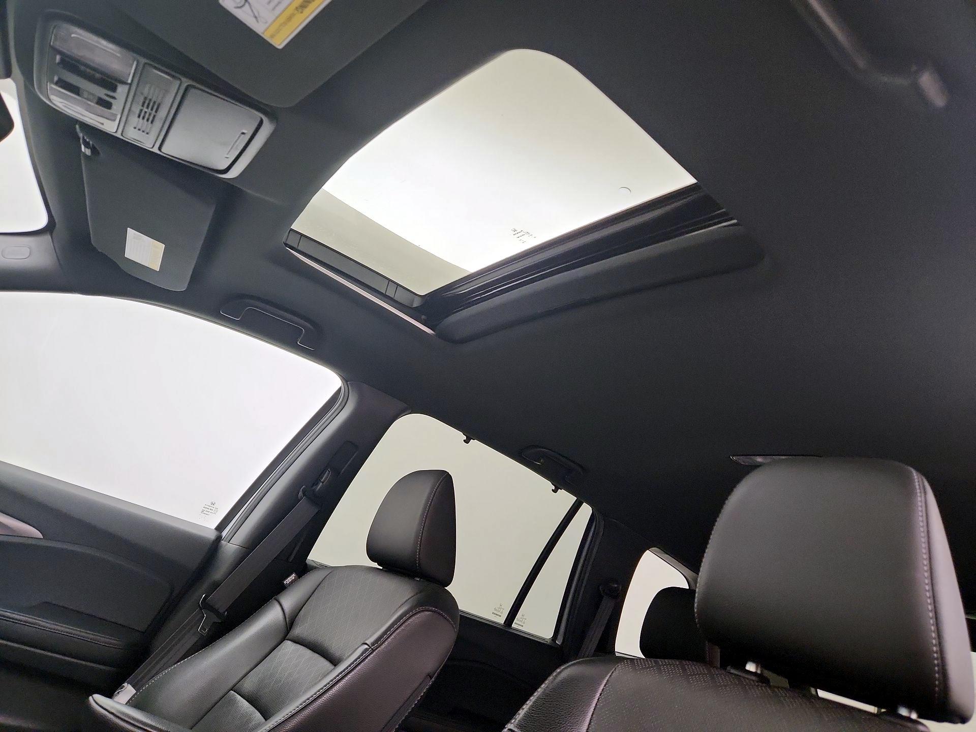 Thumbnail: 2020 Honda Passport - 19