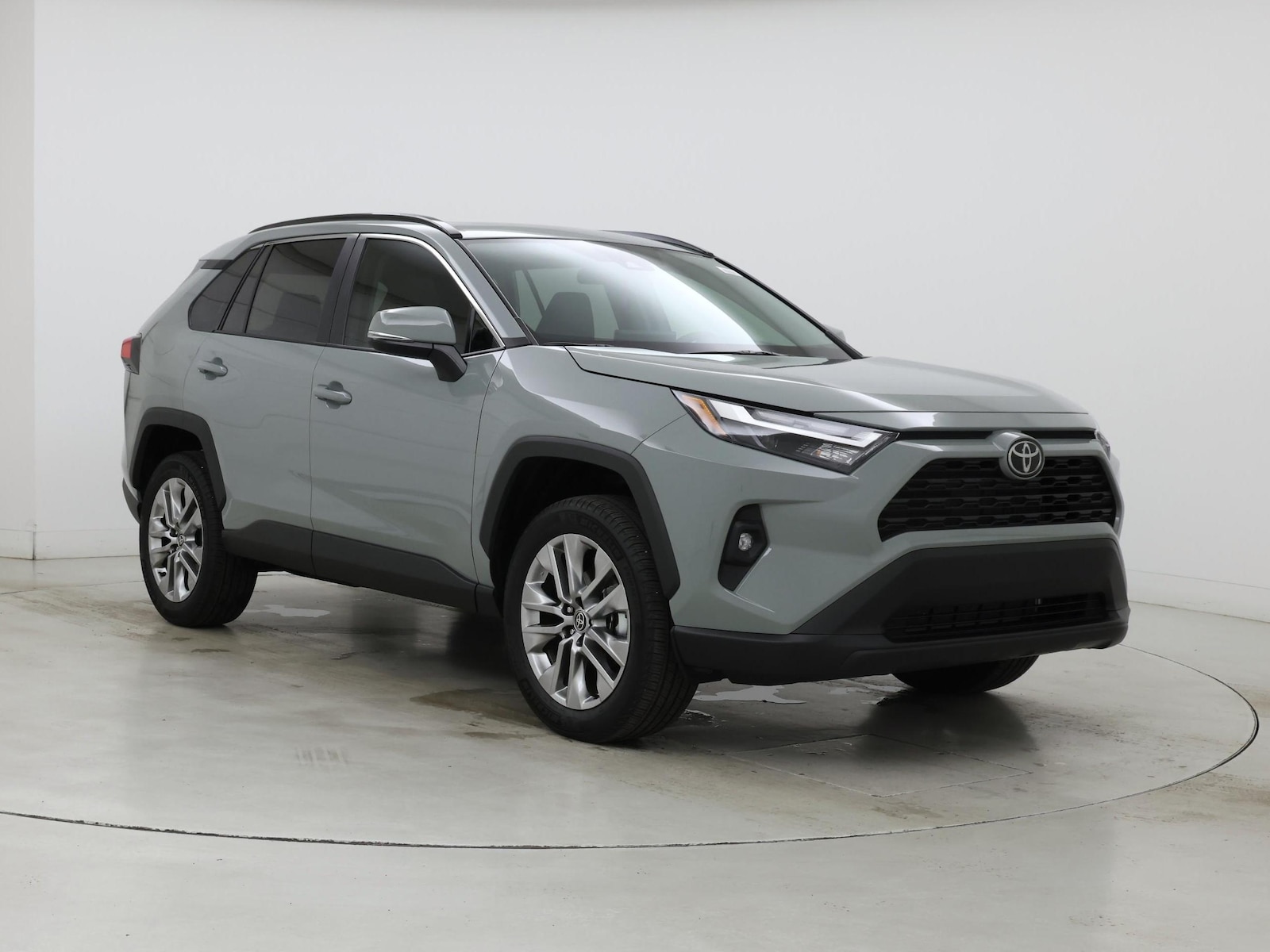 2023 Toyota RAV4 XLE Premium - Photo 2