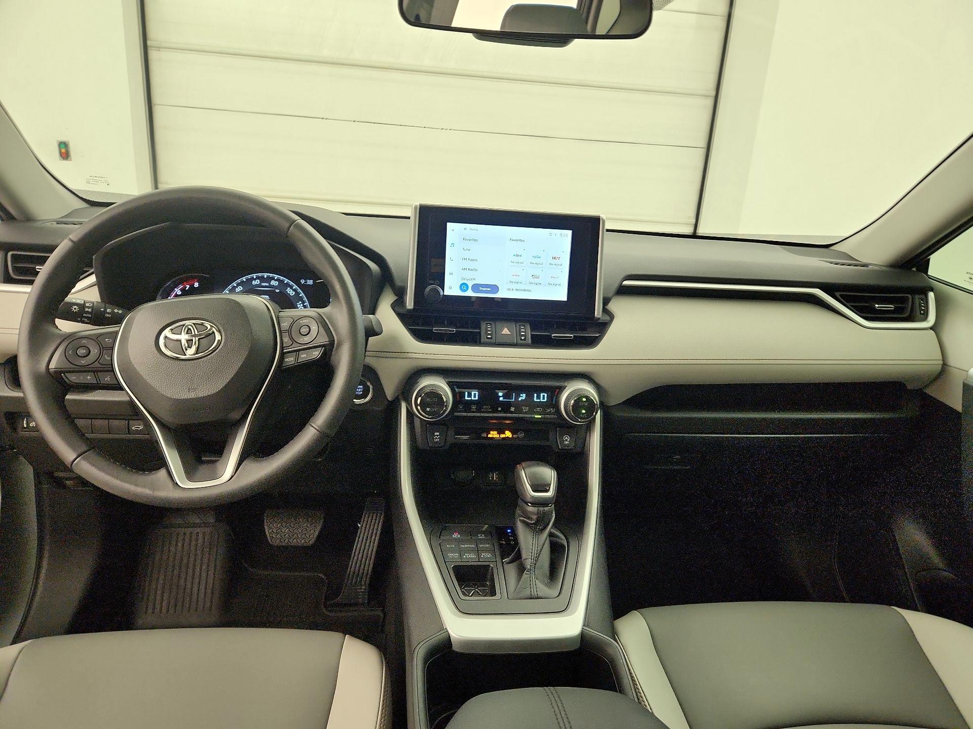 Thumbnail: 2023 Toyota RAV4 - 9