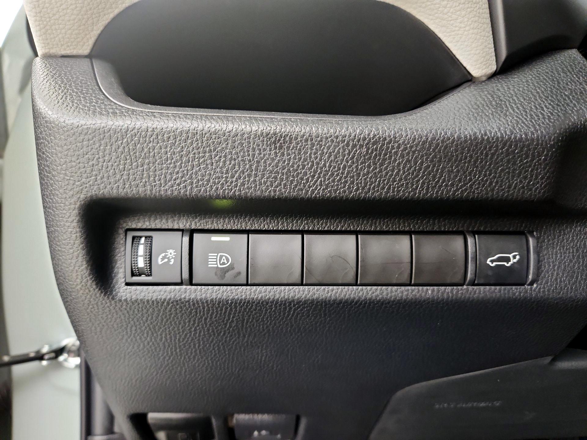 Thumbnail: 2023 Toyota RAV4 - 13
