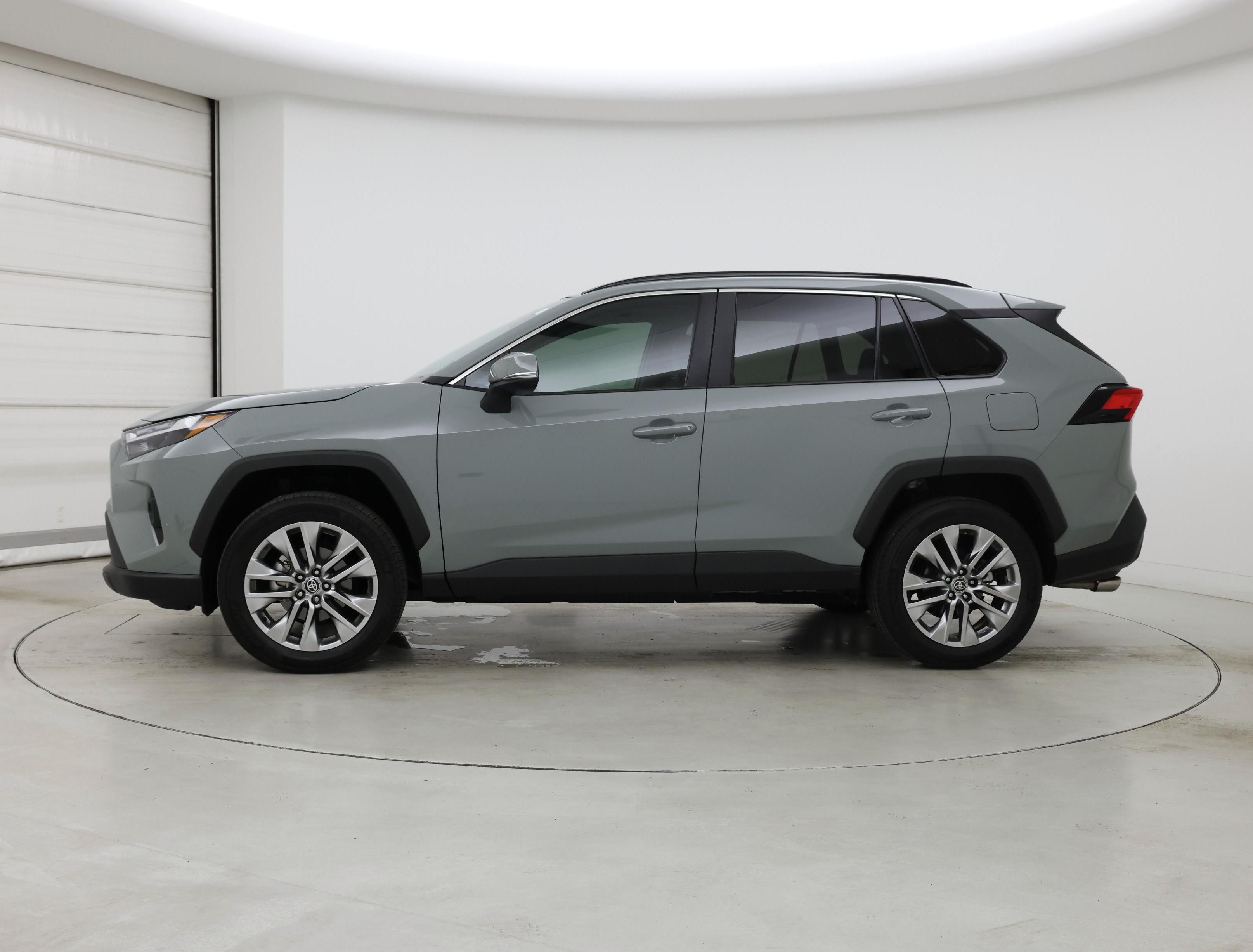 Thumbnail: 2023 Toyota RAV4 - 3