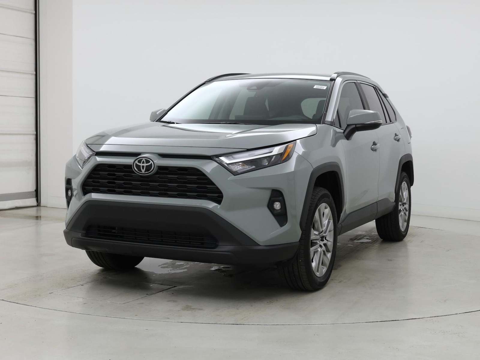2023 Toyota RAV4 XLE Premium - Photo 5