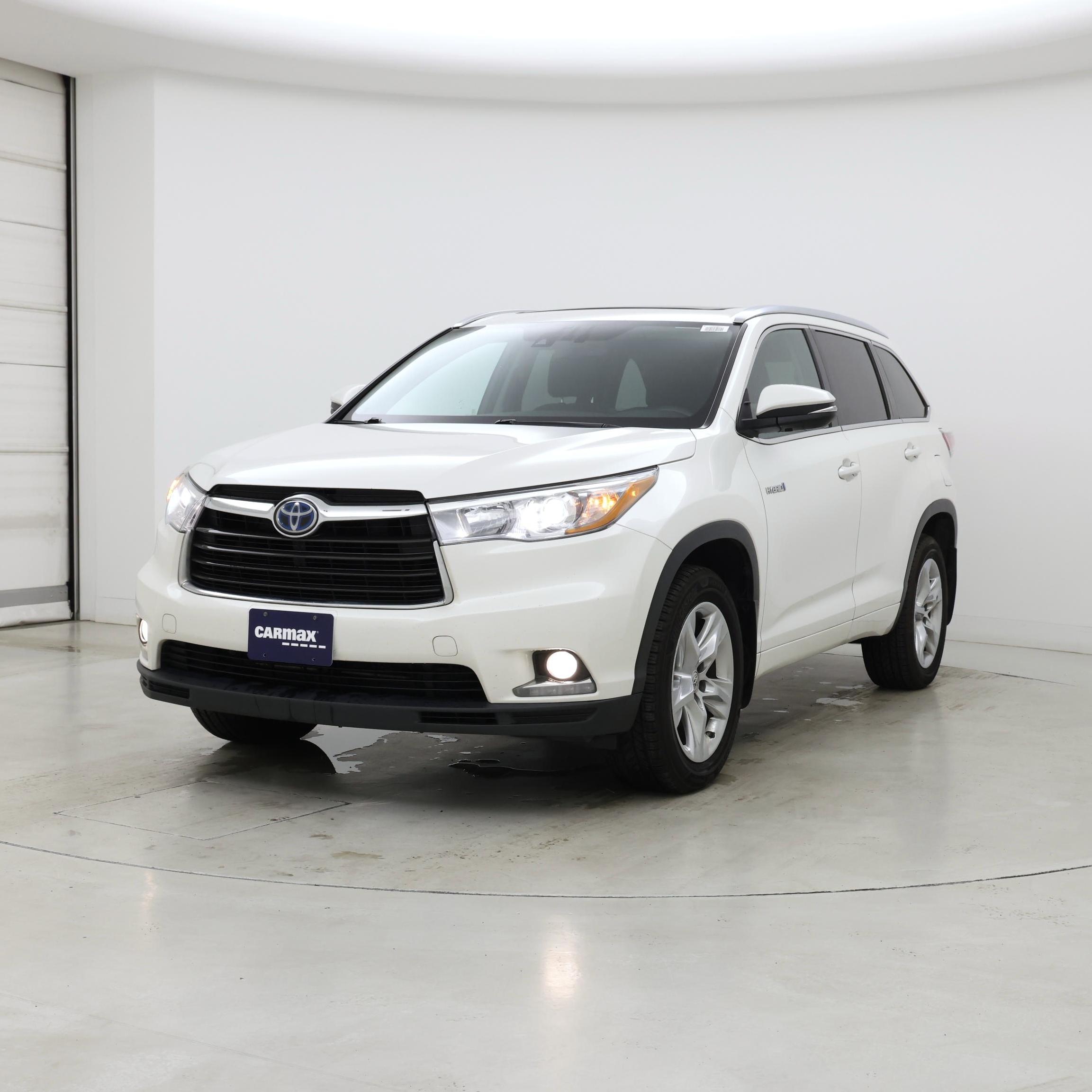 Thumbnail: 2015 Toyota Highlander - 4