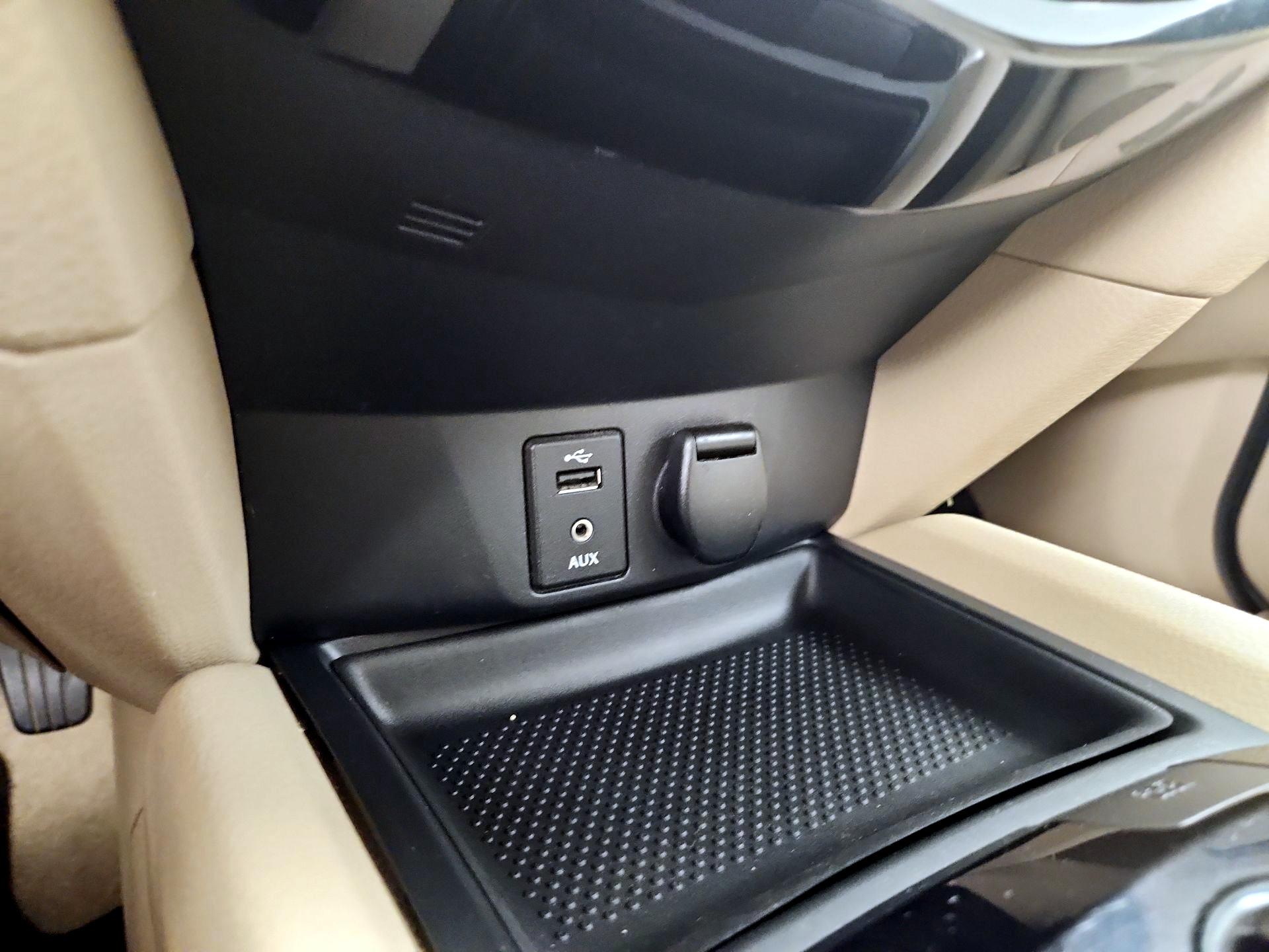 Thumbnail: 2015 Nissan Rogue - 18