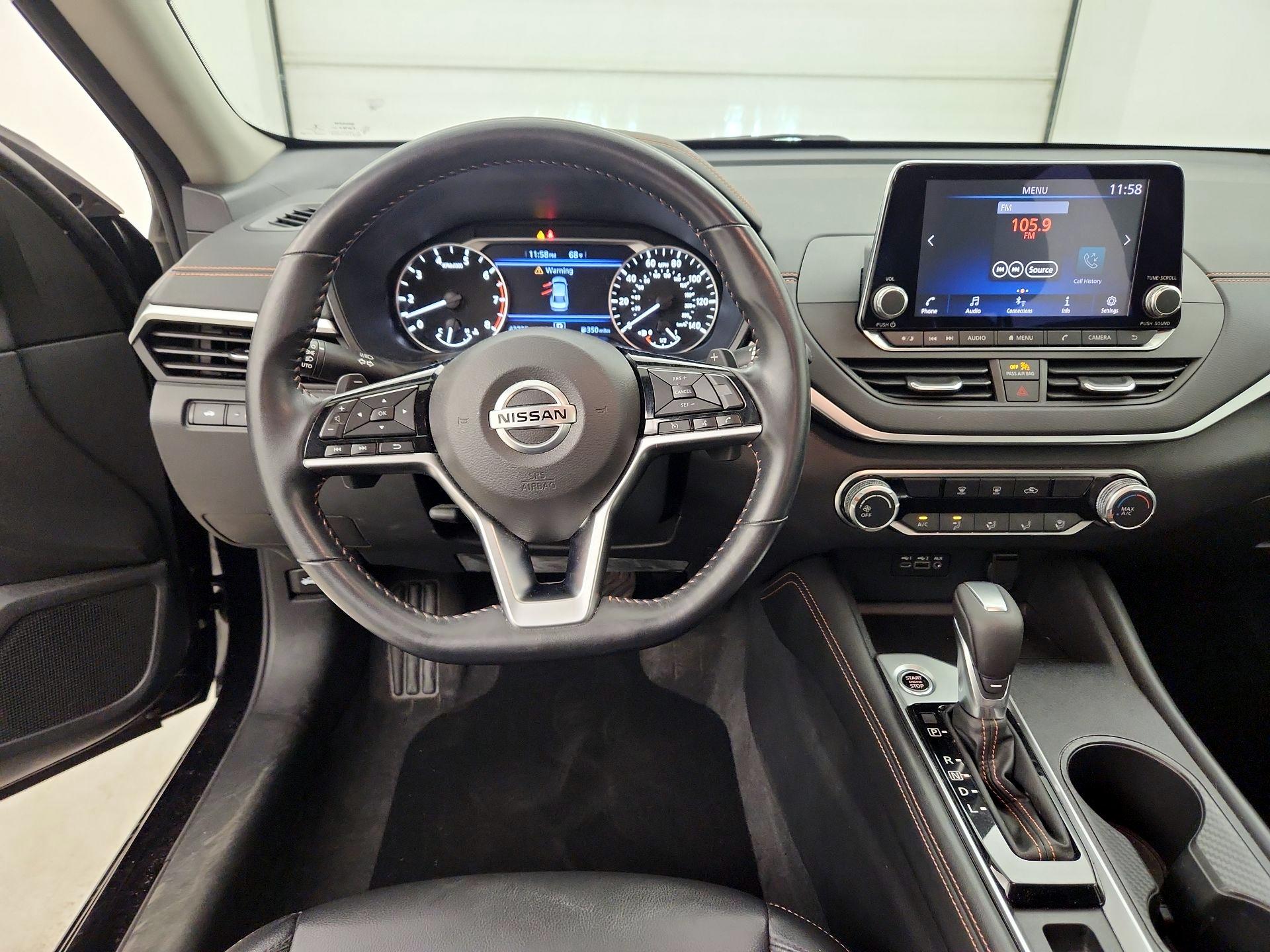 Thumbnail: 2021 Nissan Altima - 10