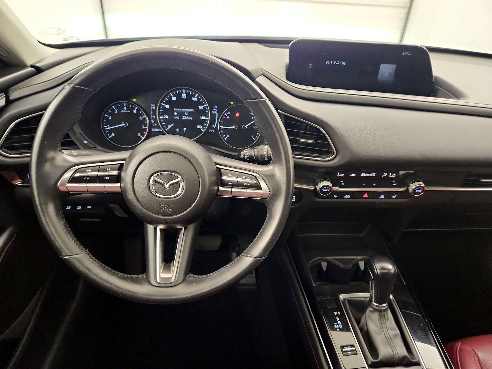 Photo 11