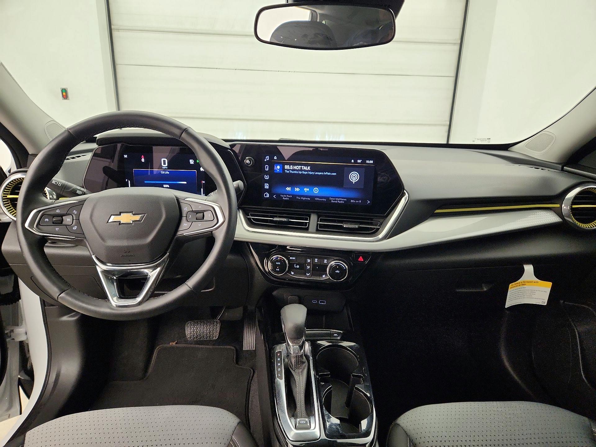 Thumbnail: 2025 Chevrolet Trax - 9
