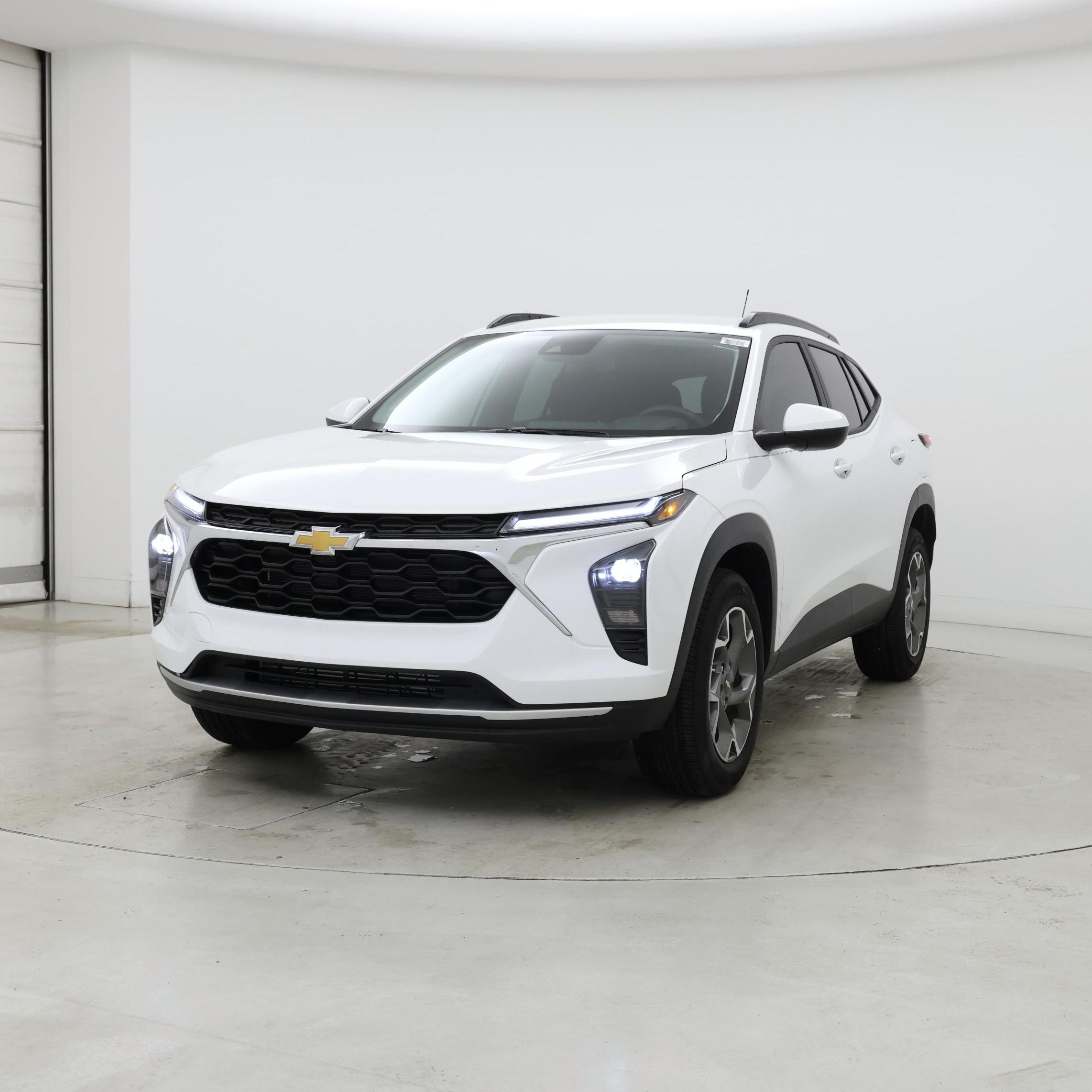 Thumbnail: 2025 Chevrolet Trax - 4