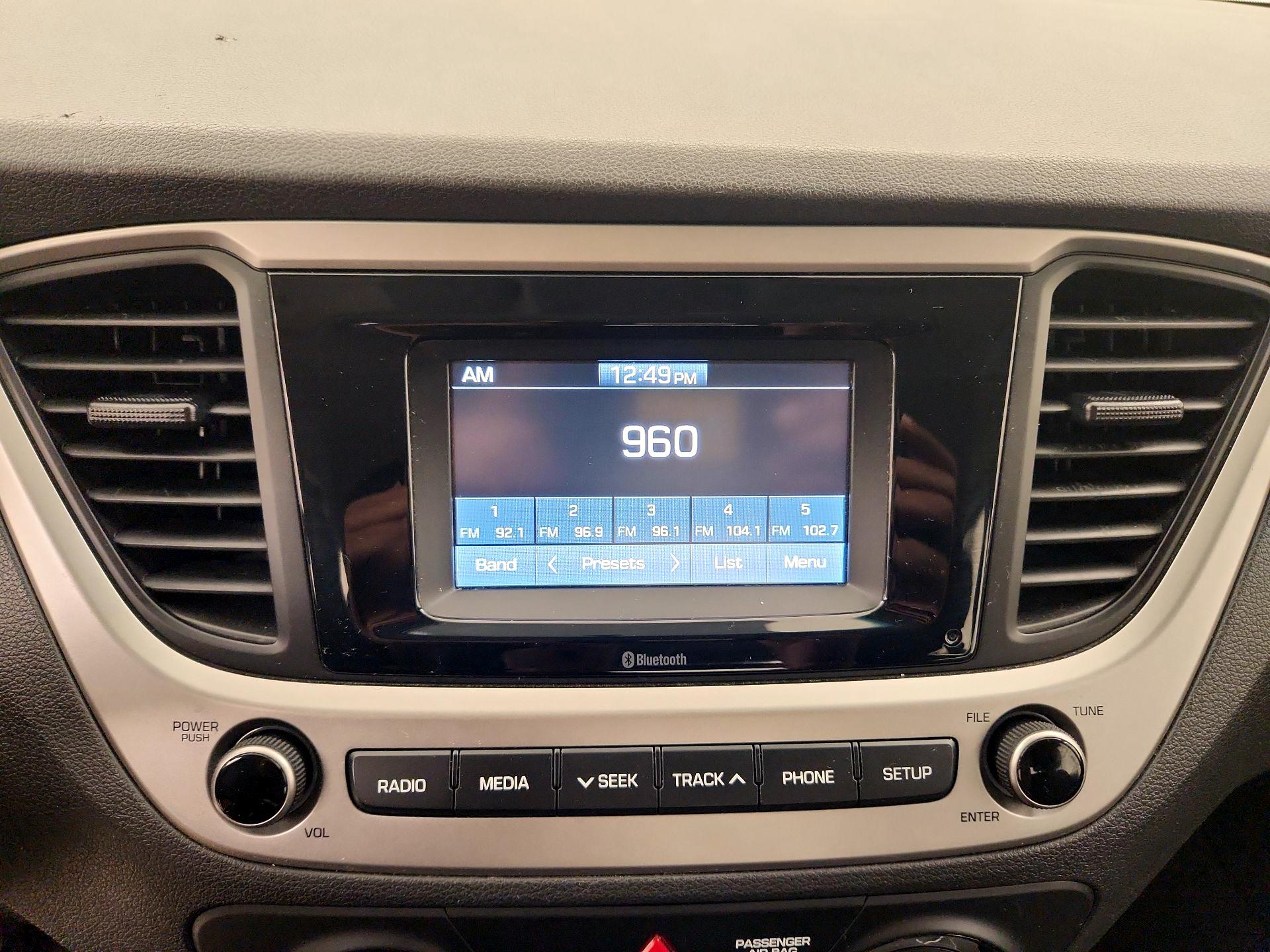 Thumbnail: 2019 Hyundai Accent - 15