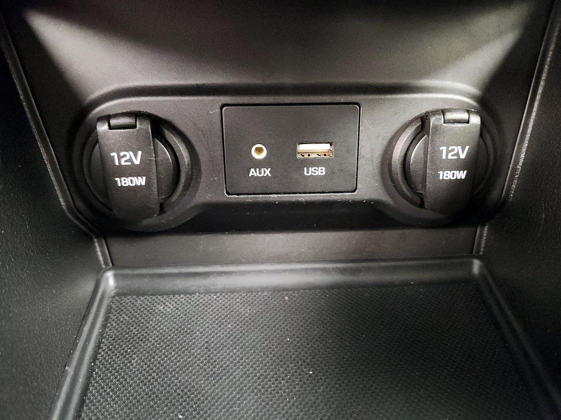 Thumbnail: 2019 Hyundai Accent - 18