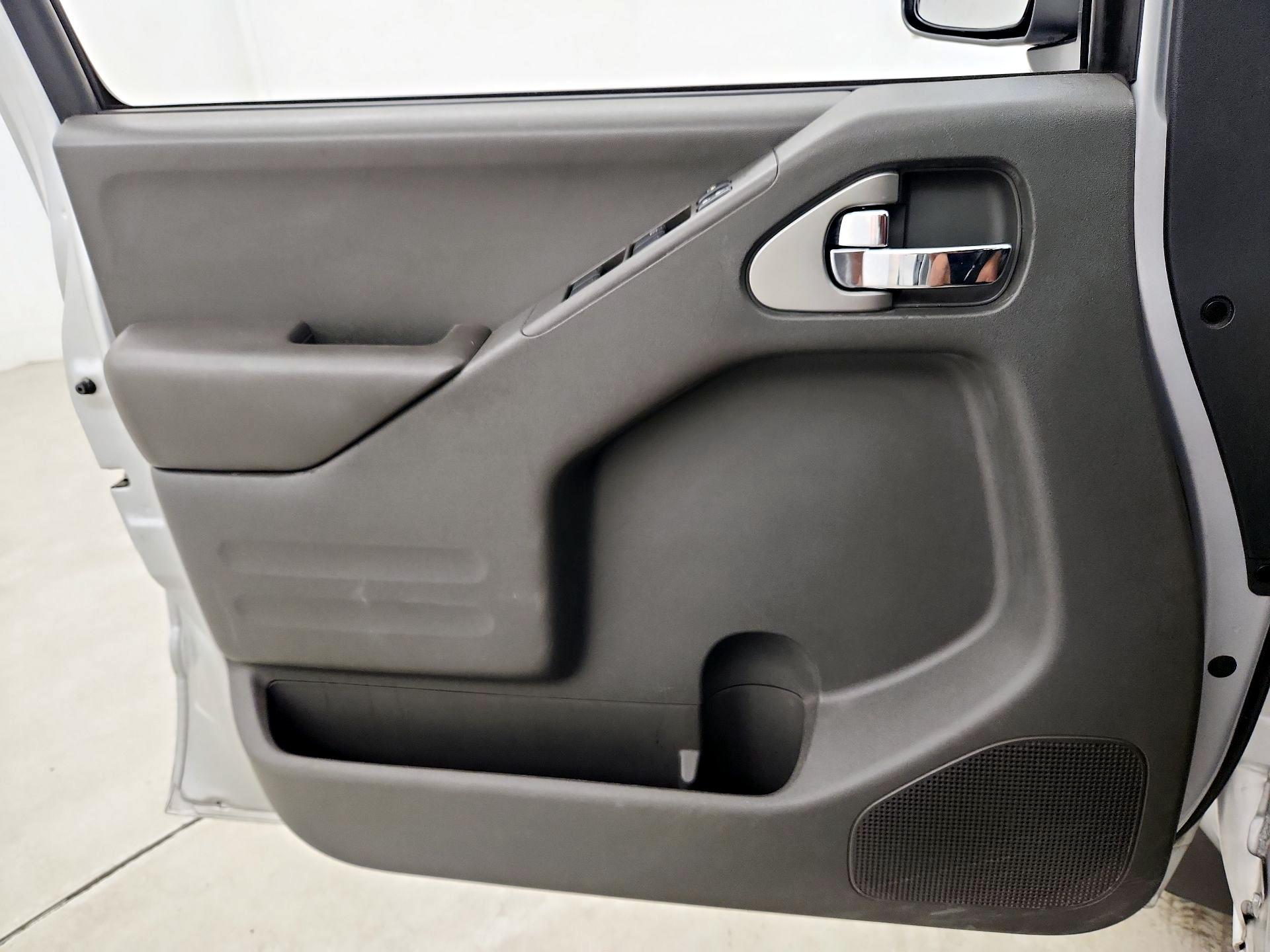 Thumbnail: 2019 Nissan Frontier - 12
