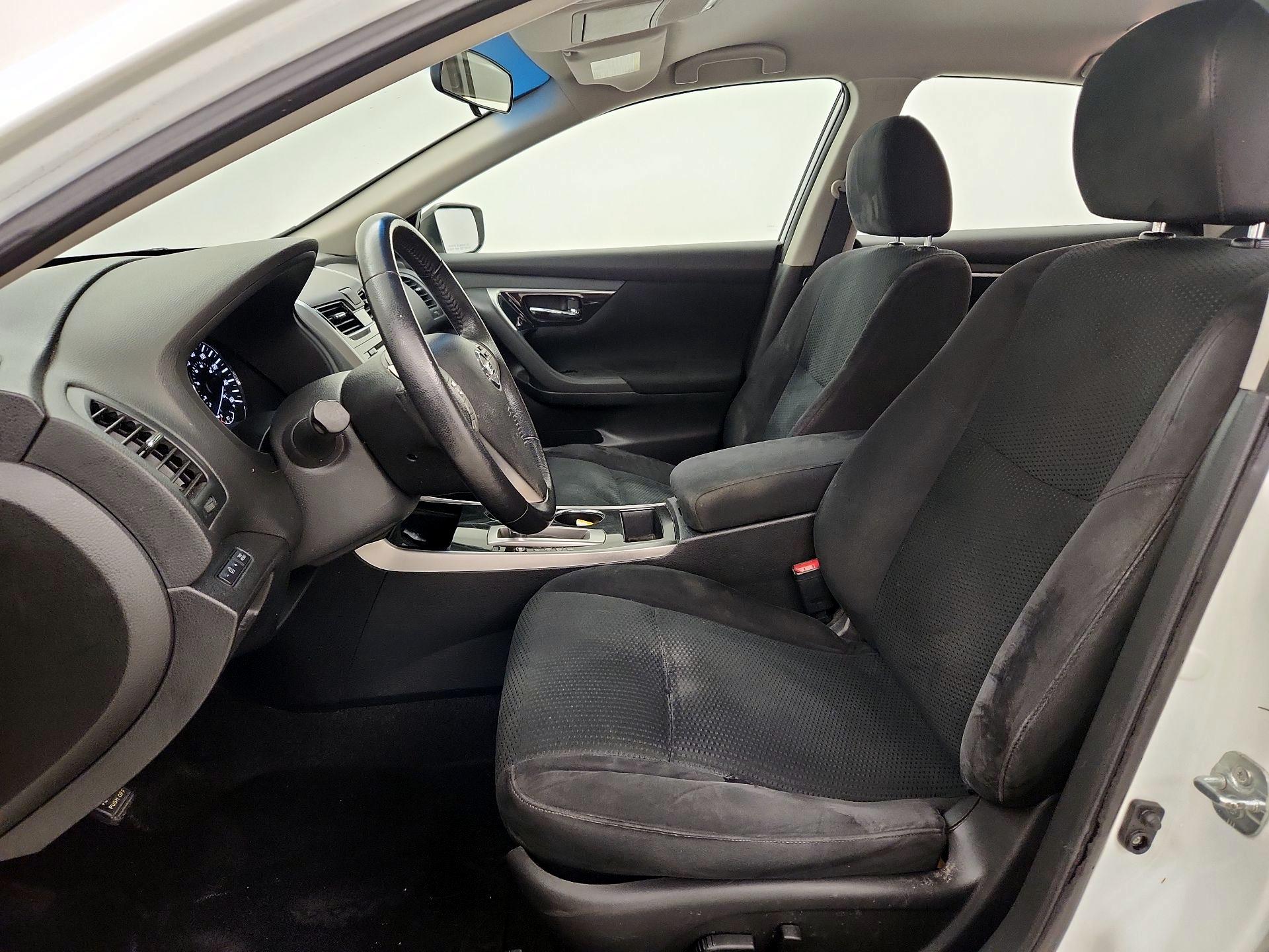 Thumbnail: 2014 Nissan Altima - 11