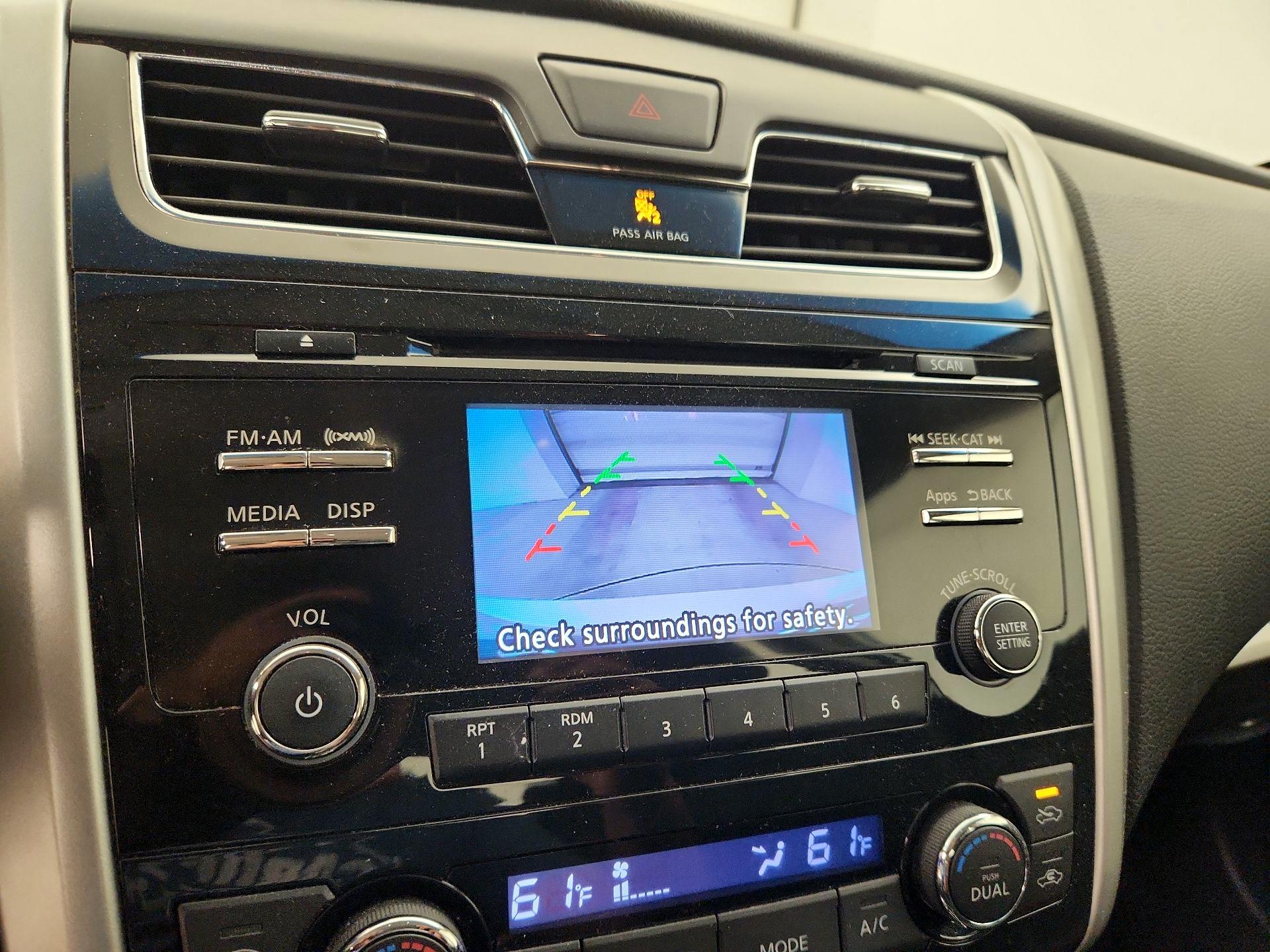 Thumbnail: 2014 Nissan Altima - 14