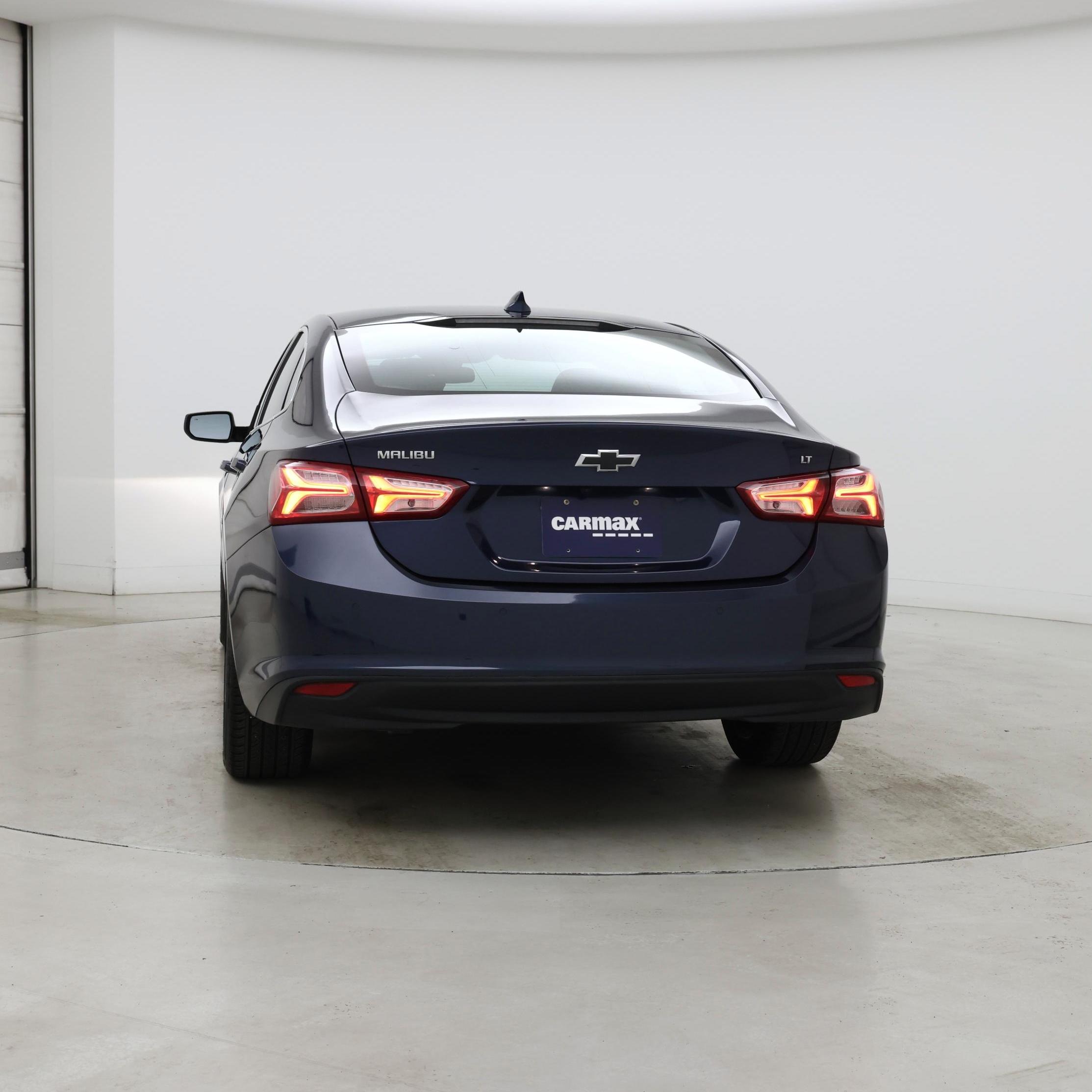 Thumbnail: 2022 Chevrolet Malibu - 6