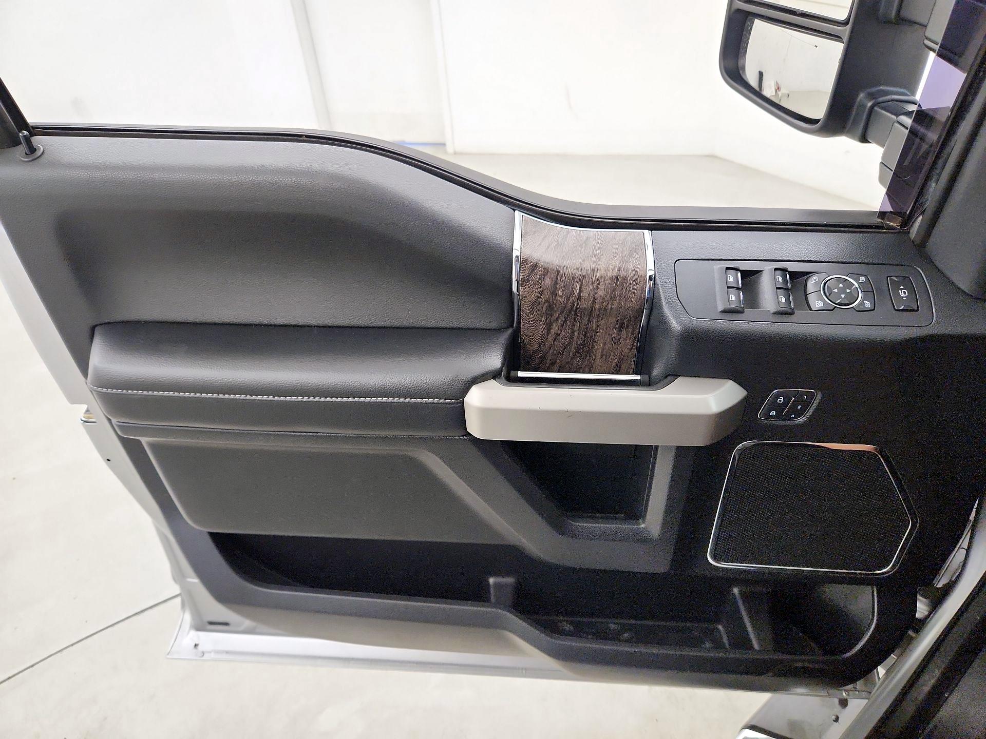 Thumbnail: 2019 Ford F-250 - 12