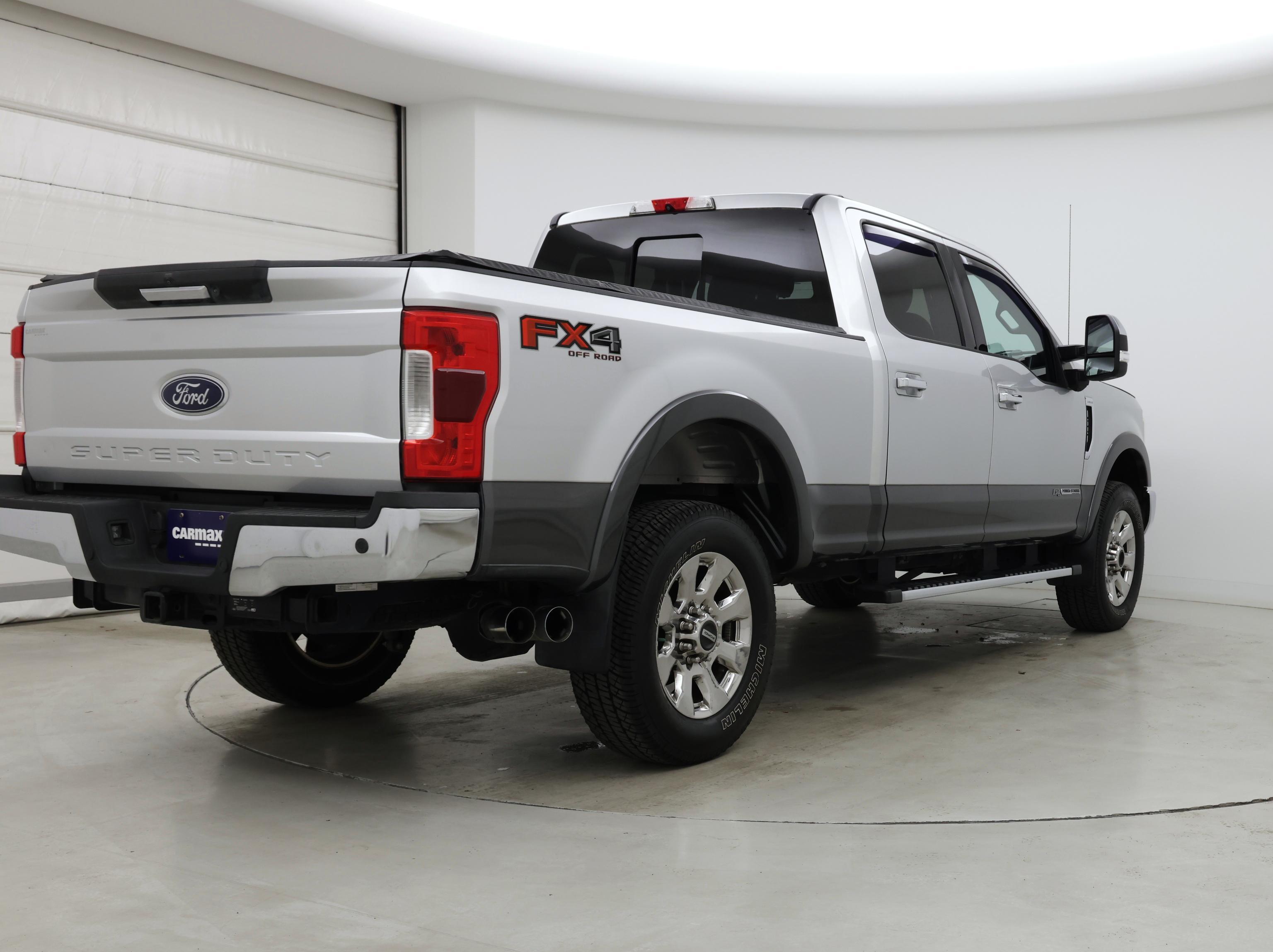 Thumbnail: 2019 Ford F-250 - 8
