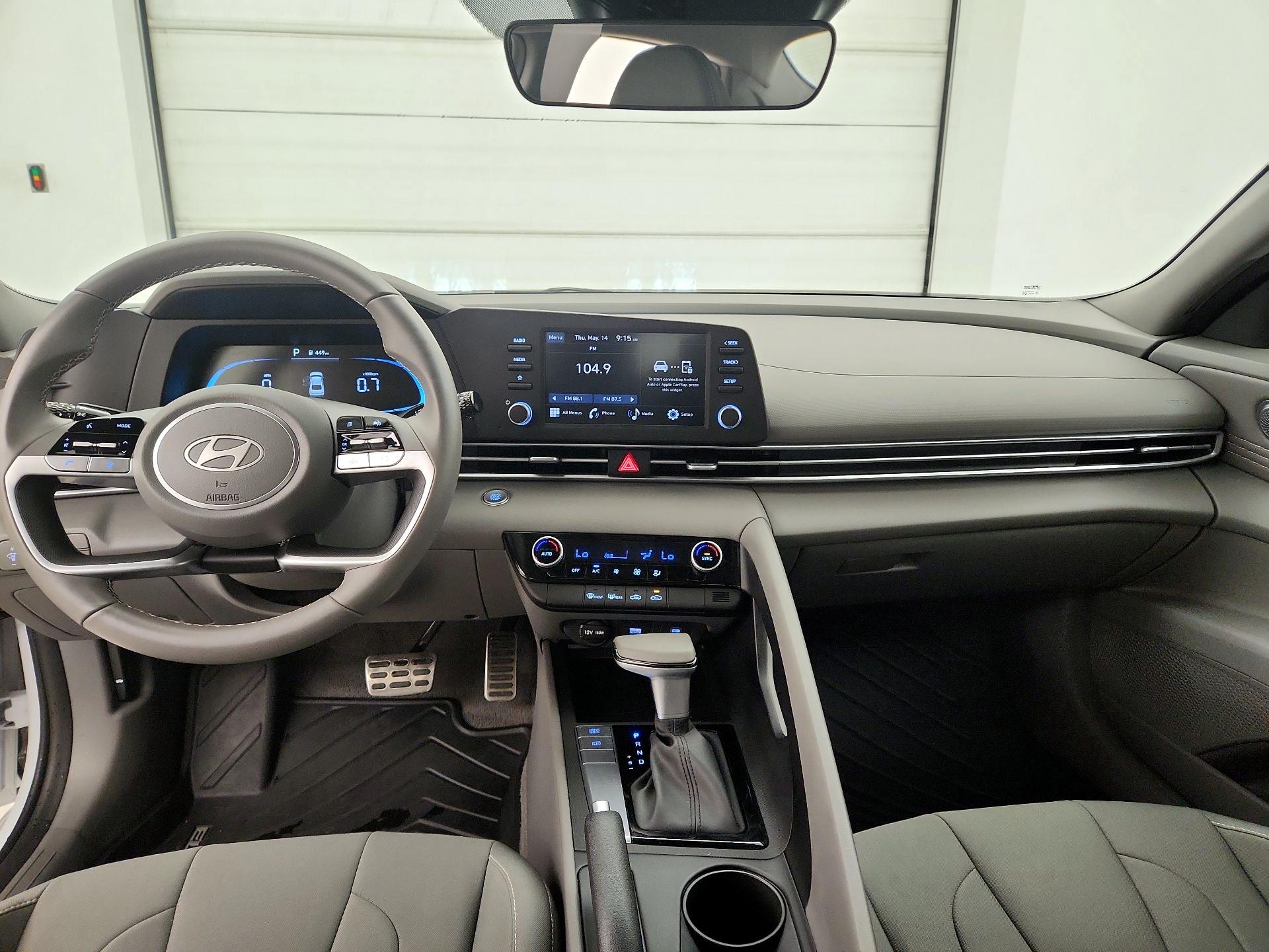 Thumbnail: 2025 Hyundai Elantra - 9