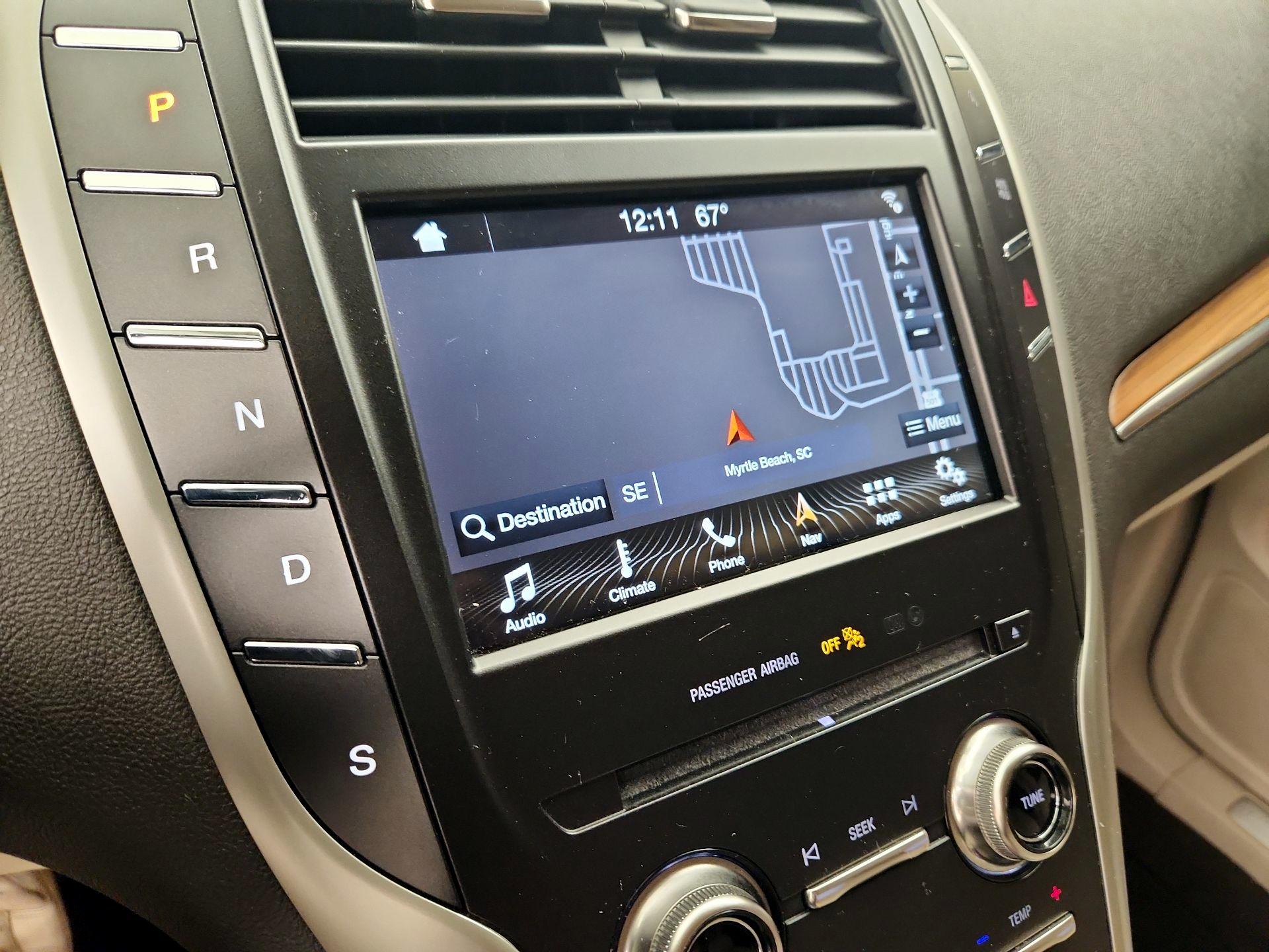 Thumbnail: 2019 Lincoln MKC - 14