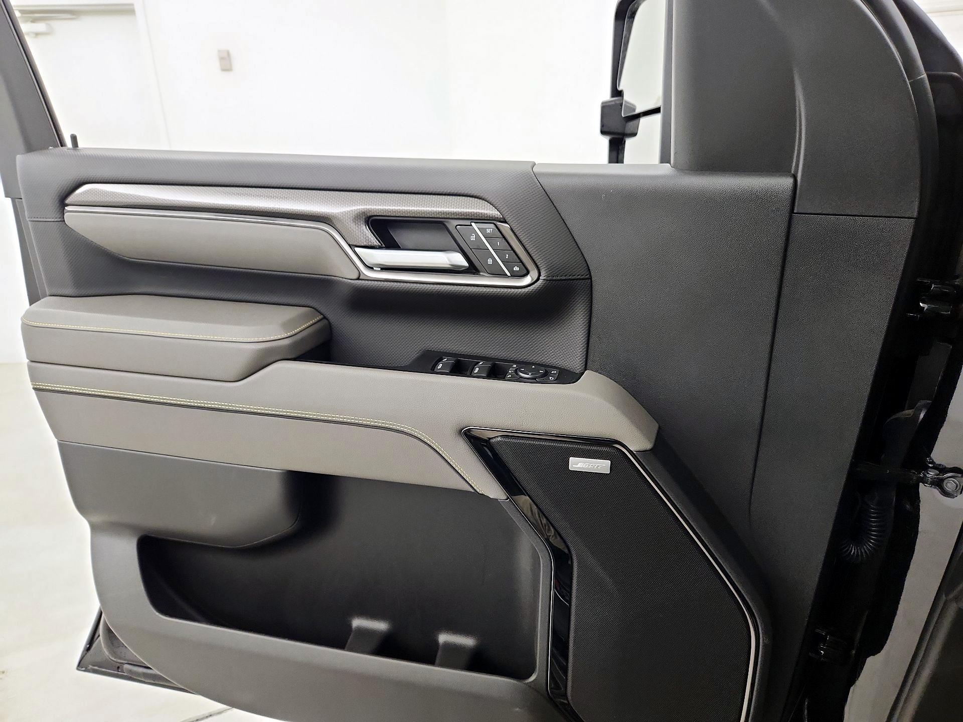 Thumbnail: 2026 Chevrolet Silverado 2500 - 12
