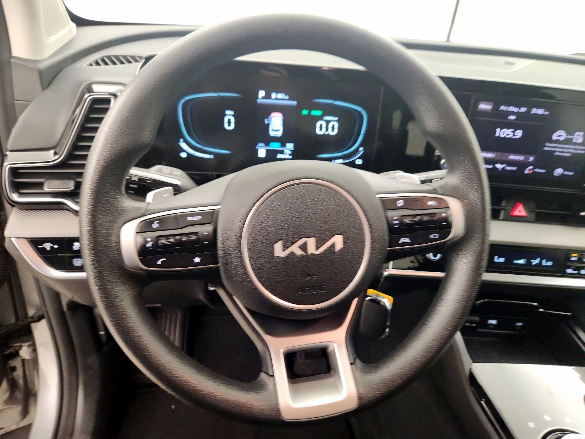 Thumbnail: 2023 Kia Sportage - 10
