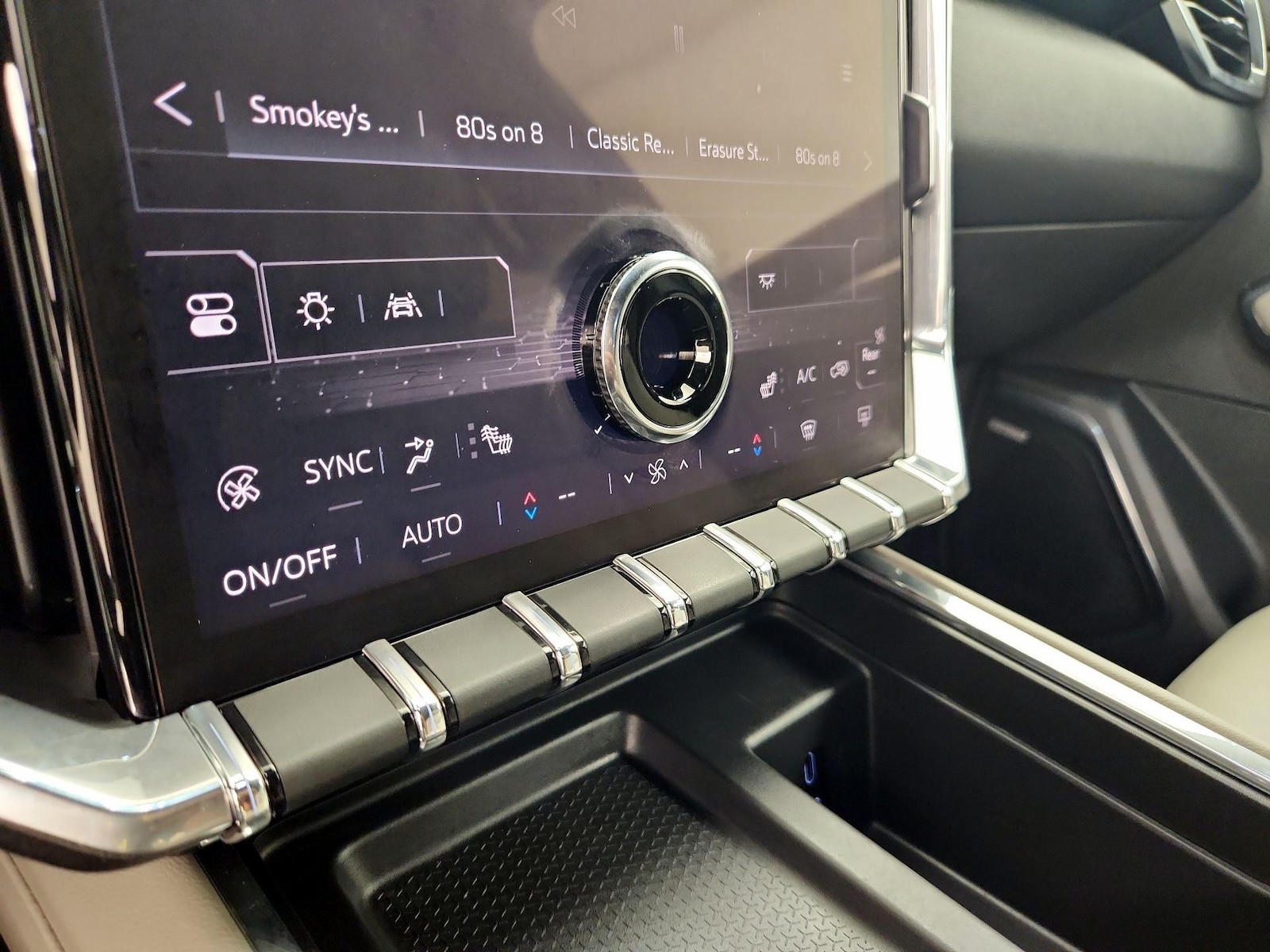 2025 GMC Acadia Elevation - Photo 18