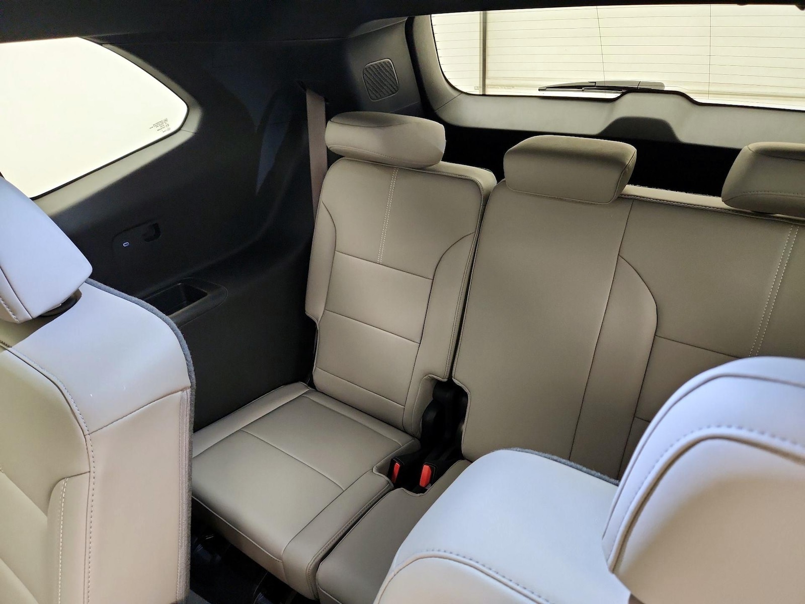 2025 GMC Acadia Elevation - Photo 22