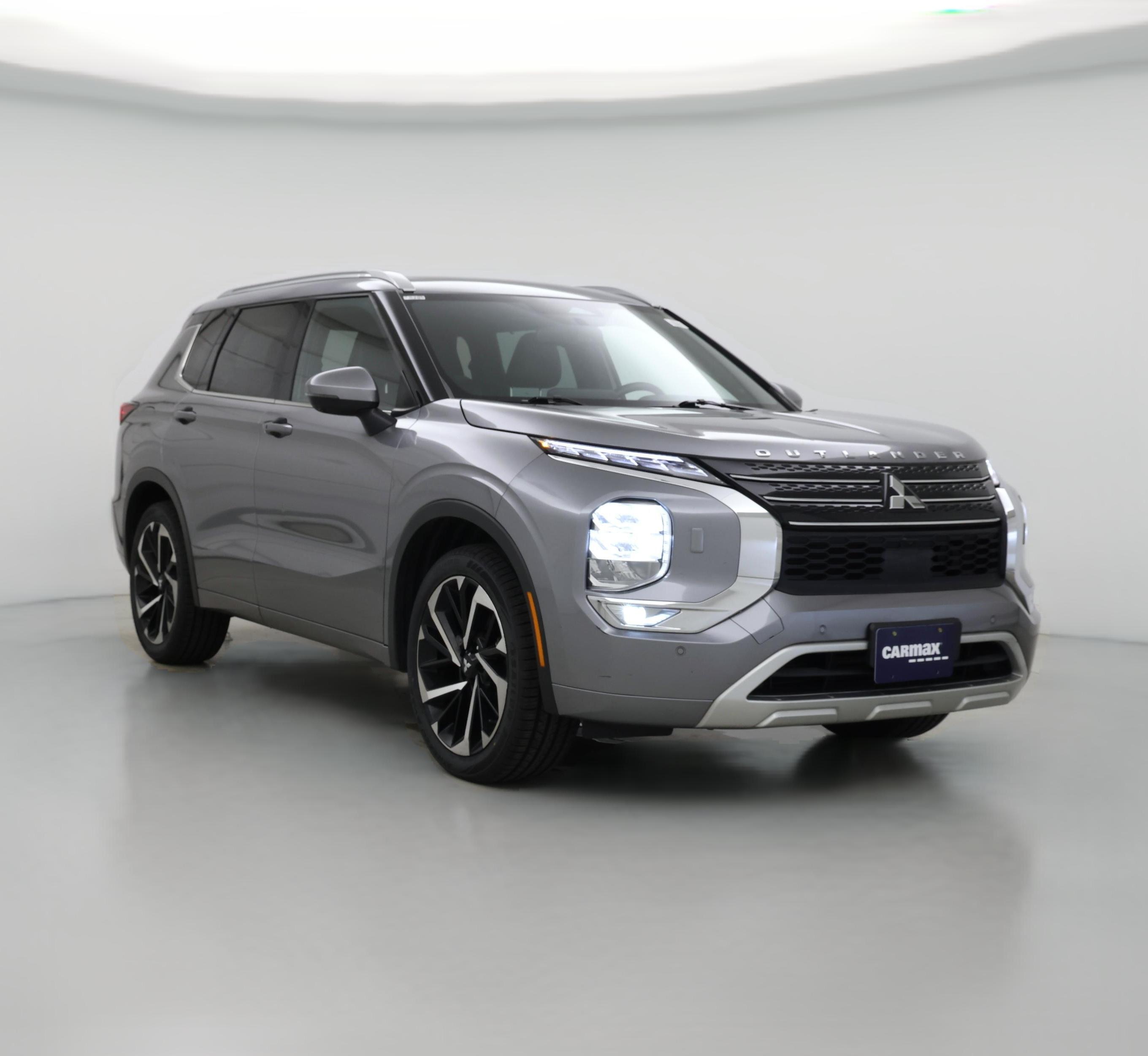 Thumbnail: 2022 Mitsubishi Outlander - 1