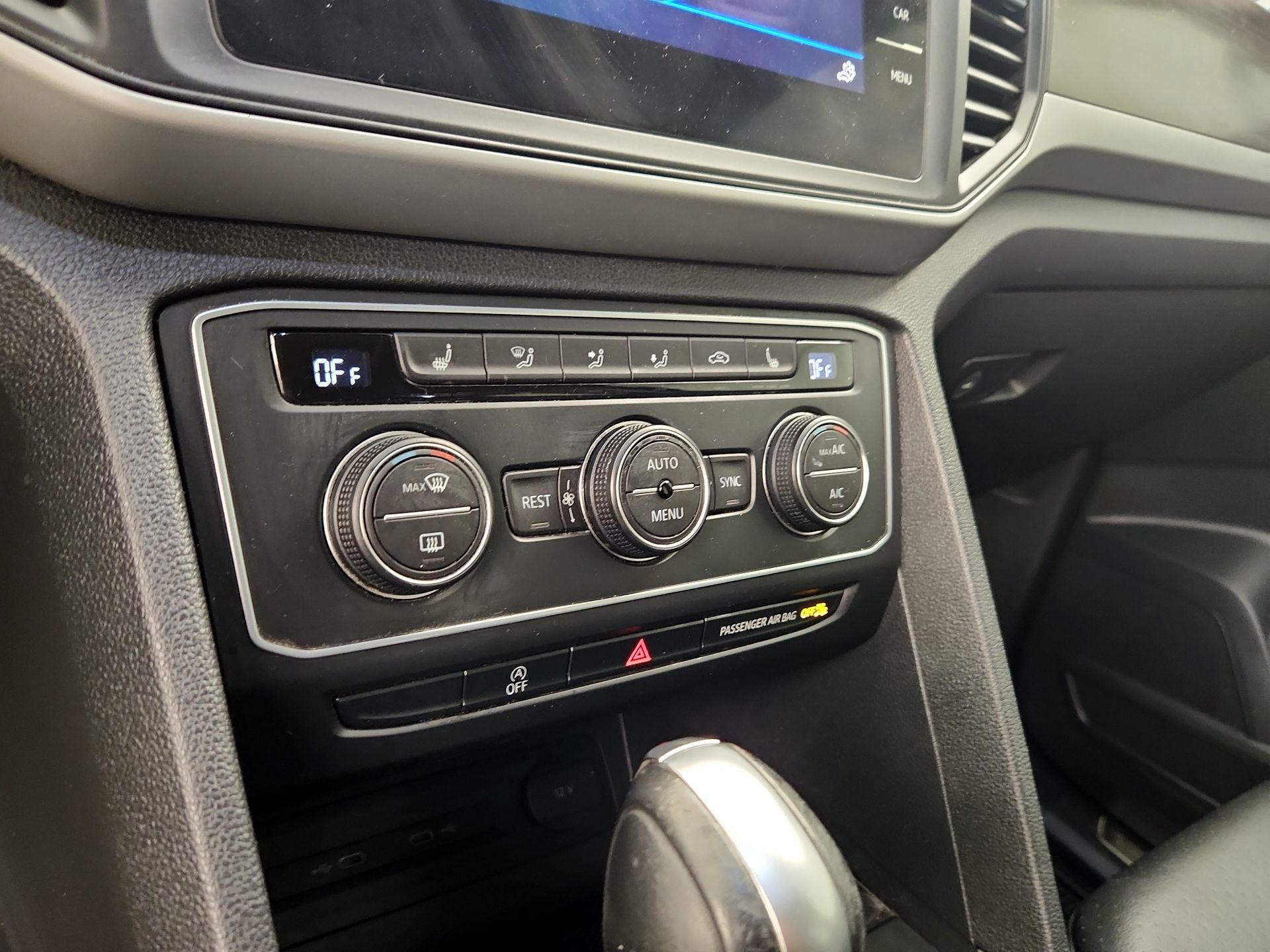 Thumbnail: 2021 Volkswagen Atlas - 16