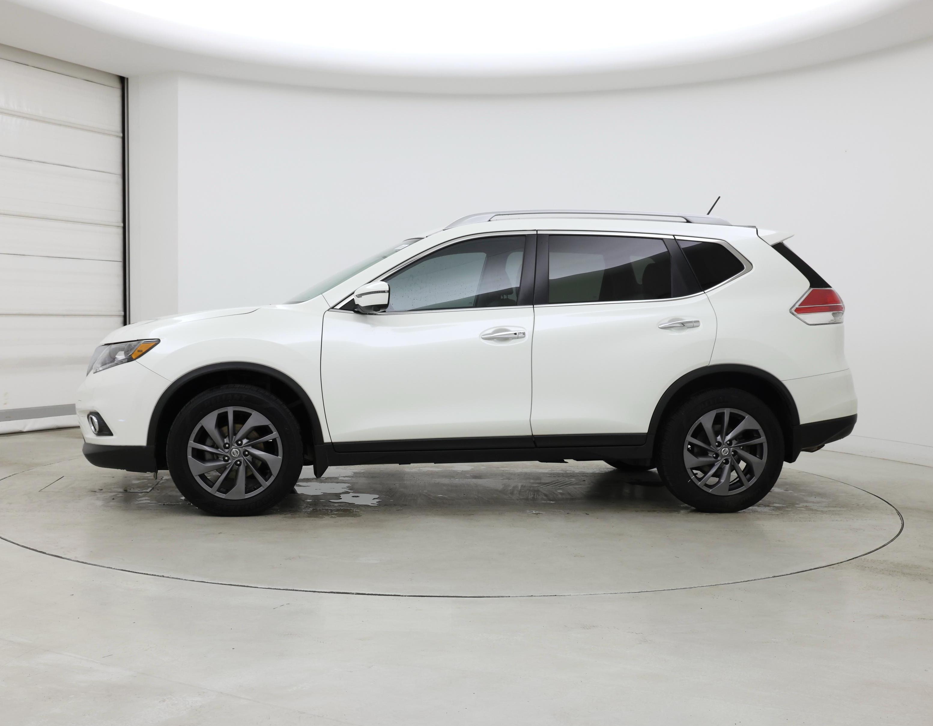 Thumbnail: 2016 Nissan Rogue - 3