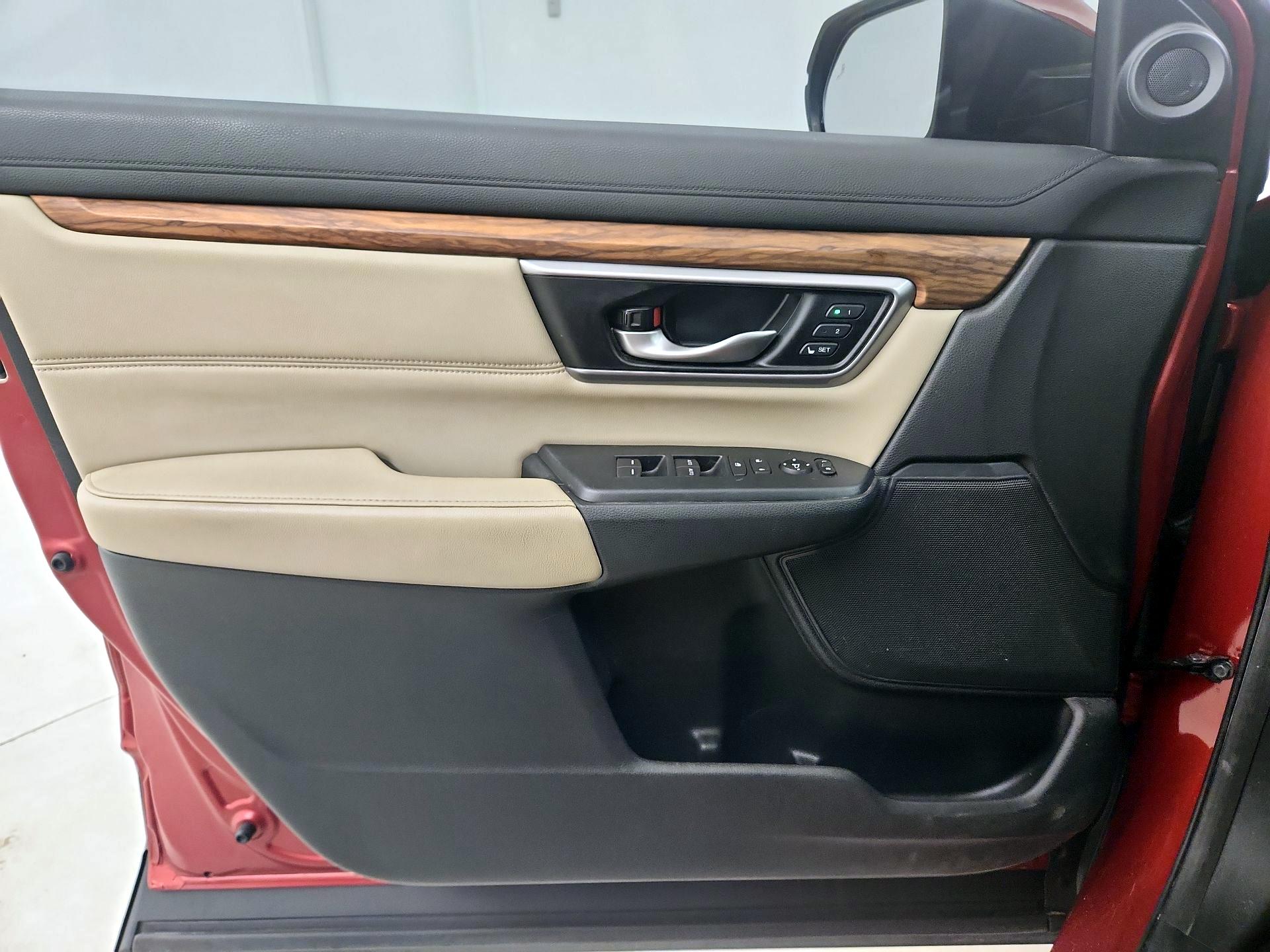 Thumbnail: 2018 Honda CR-V - 12