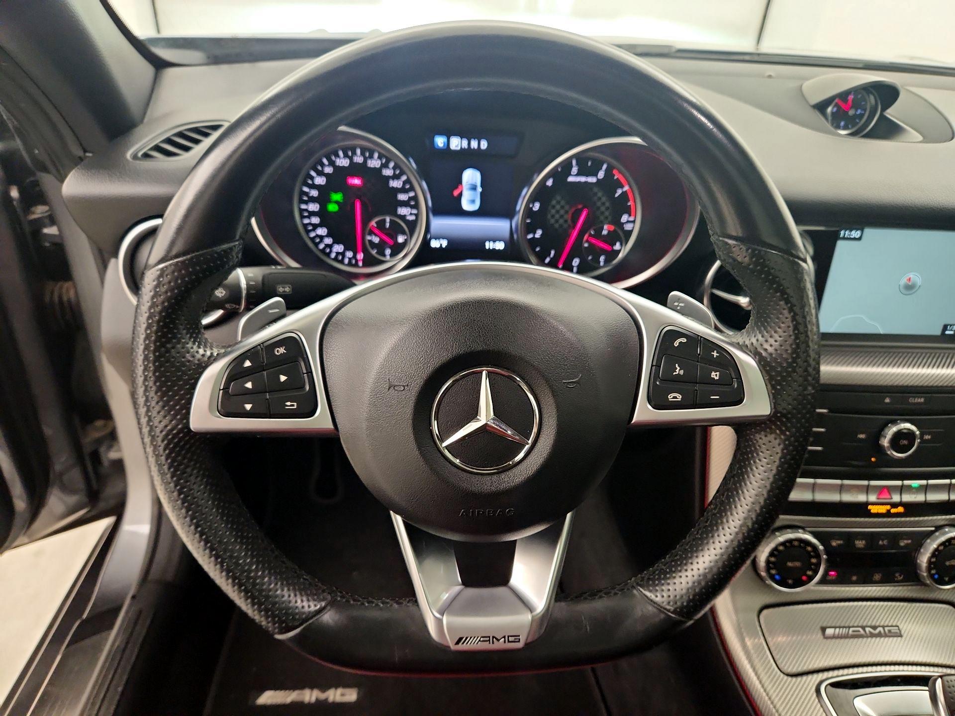 Thumbnail: 2017 Mercedes-Benz SL-Class - 10