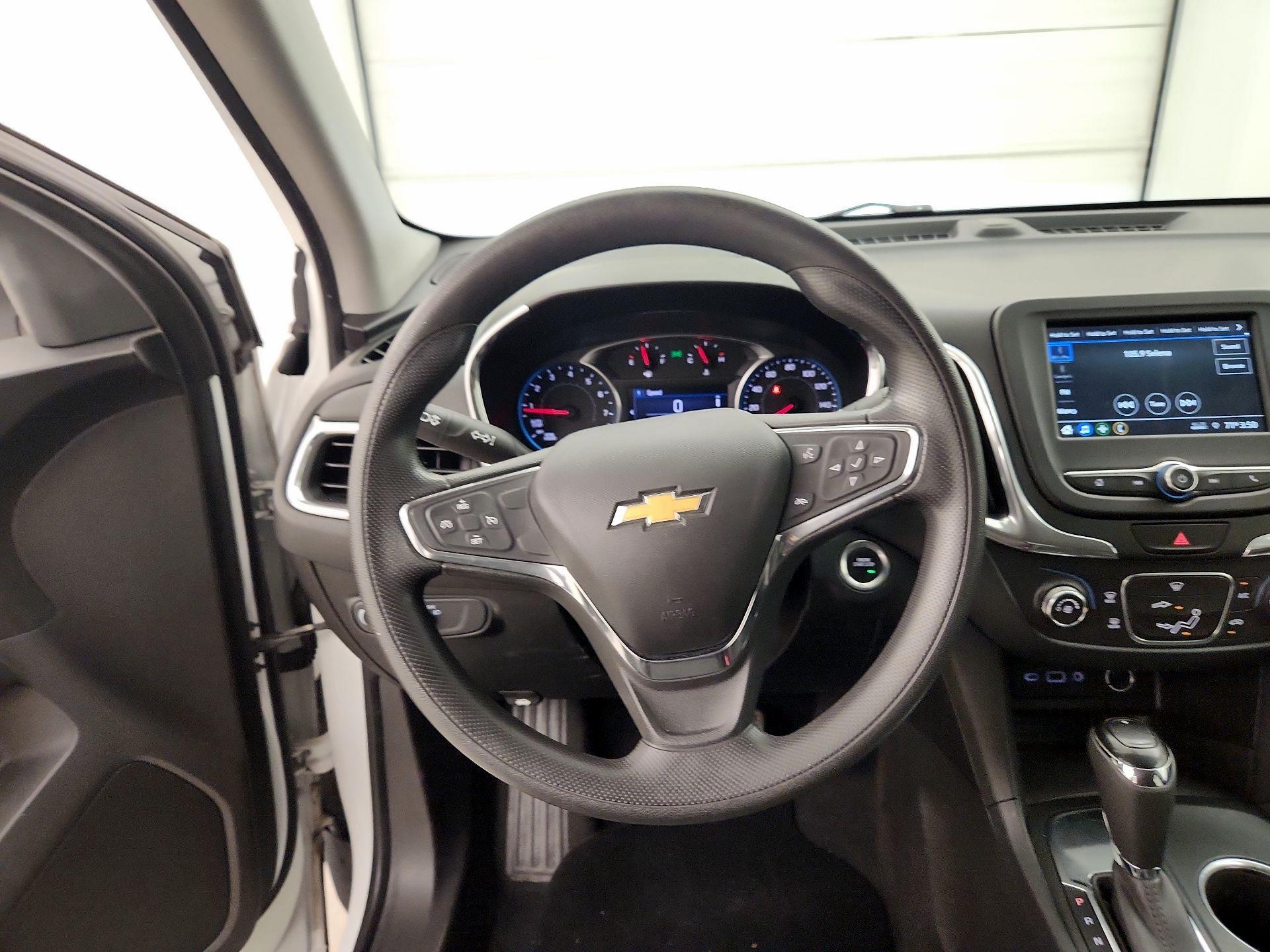 Thumbnail: 2019 Chevrolet Equinox - 10