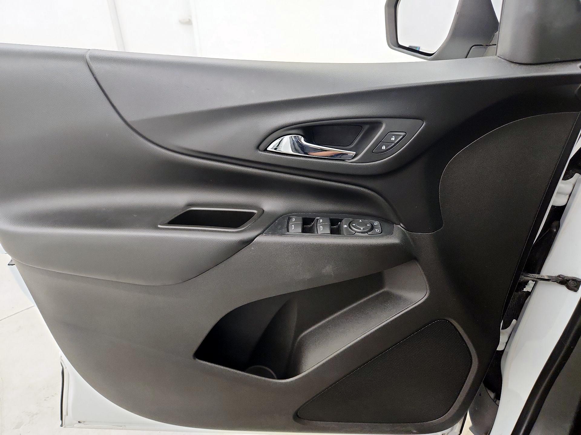 Thumbnail: 2019 Chevrolet Equinox - 12