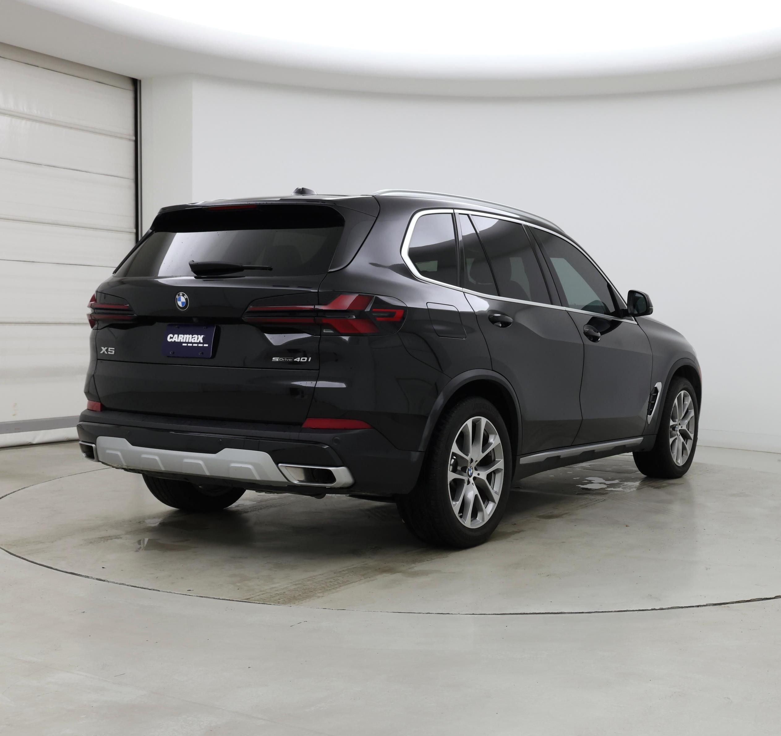 Thumbnail: 2024 BMW X5 - 8