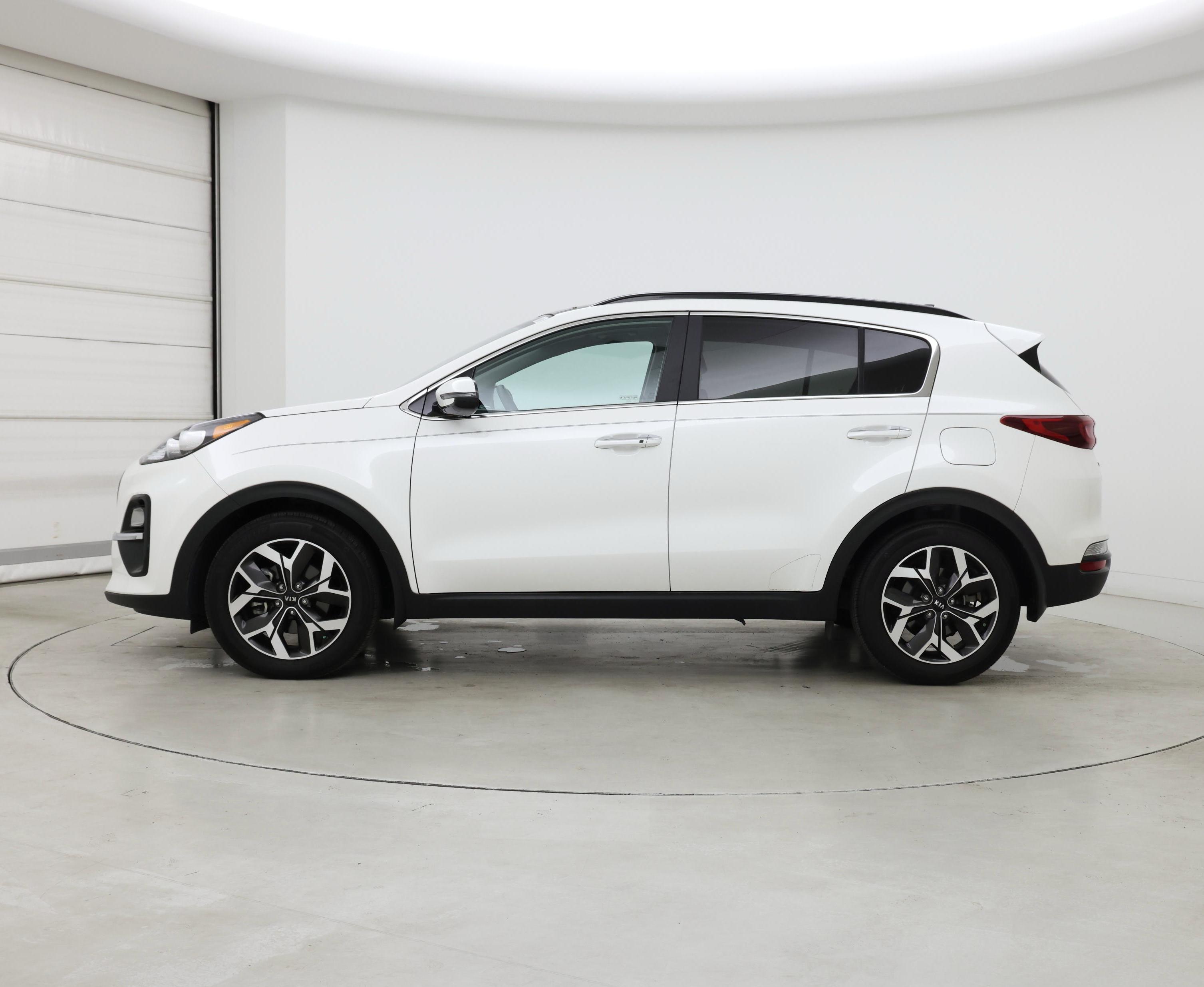 Thumbnail: 2022 Kia Sportage - 3