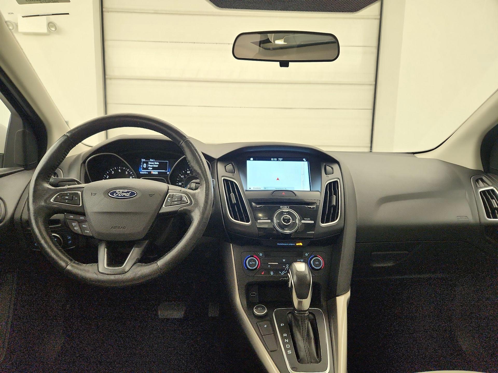 Thumbnail: 2017 Ford Focus - 9