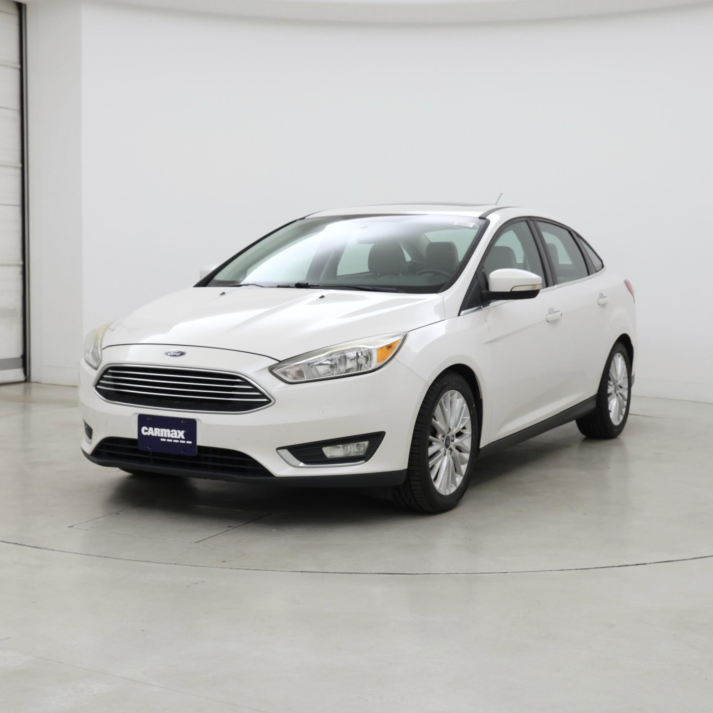 Thumbnail: 2017 Ford Focus - 4