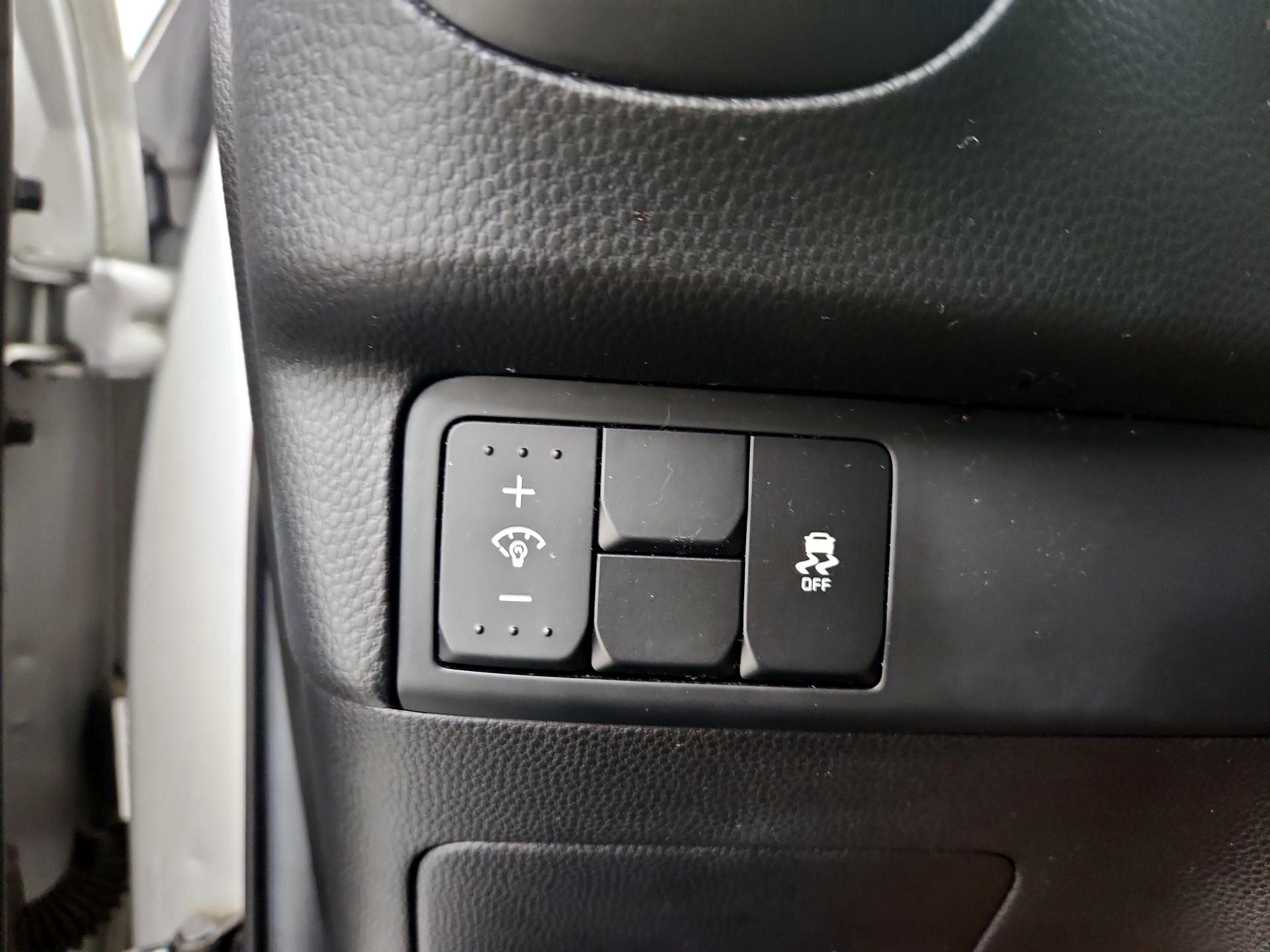 Thumbnail: 2018 Kia Soul - 13