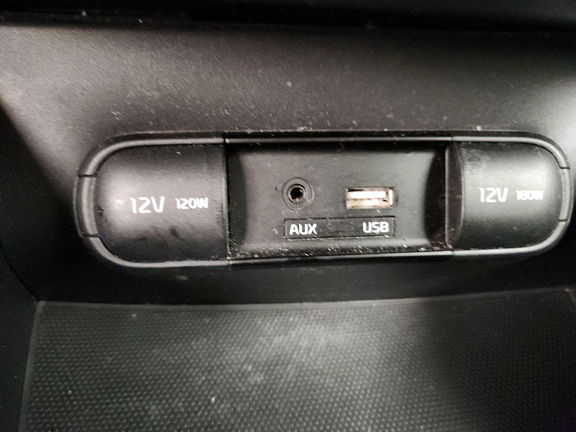 Thumbnail: 2018 Kia Soul - 18