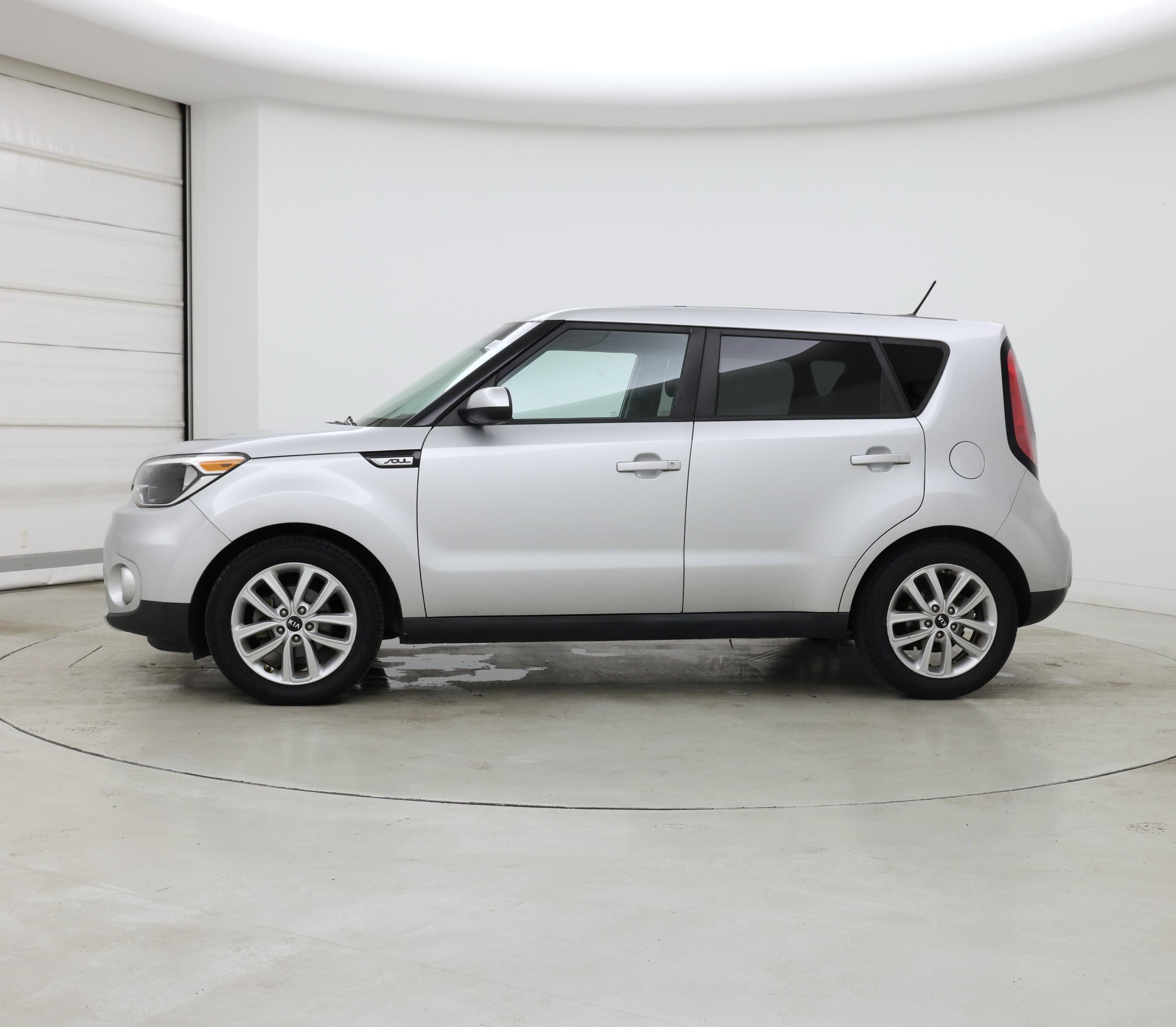 Thumbnail: 2018 Kia Soul - 3
