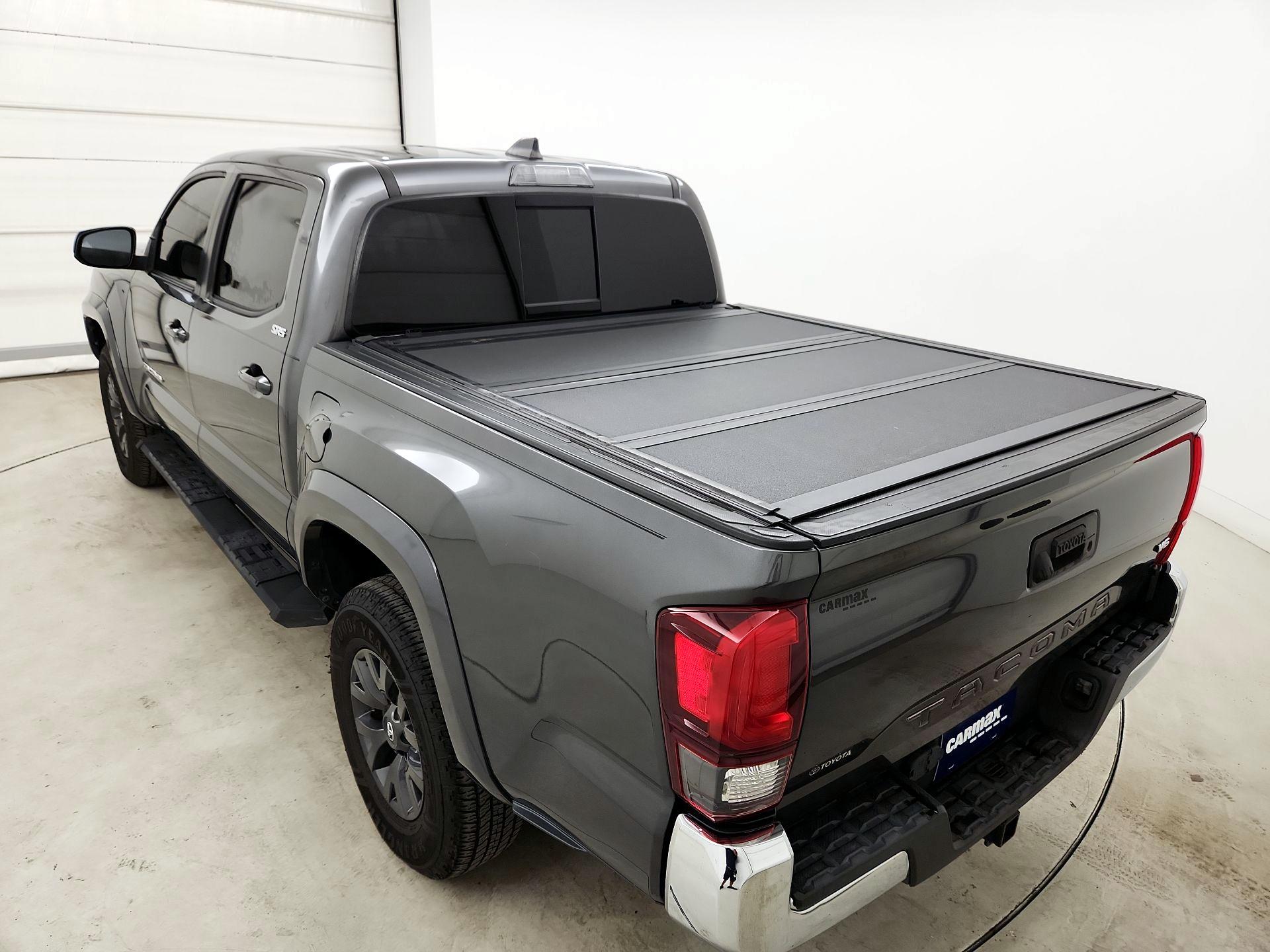 Thumbnail: 2020 Toyota Tacoma - 20