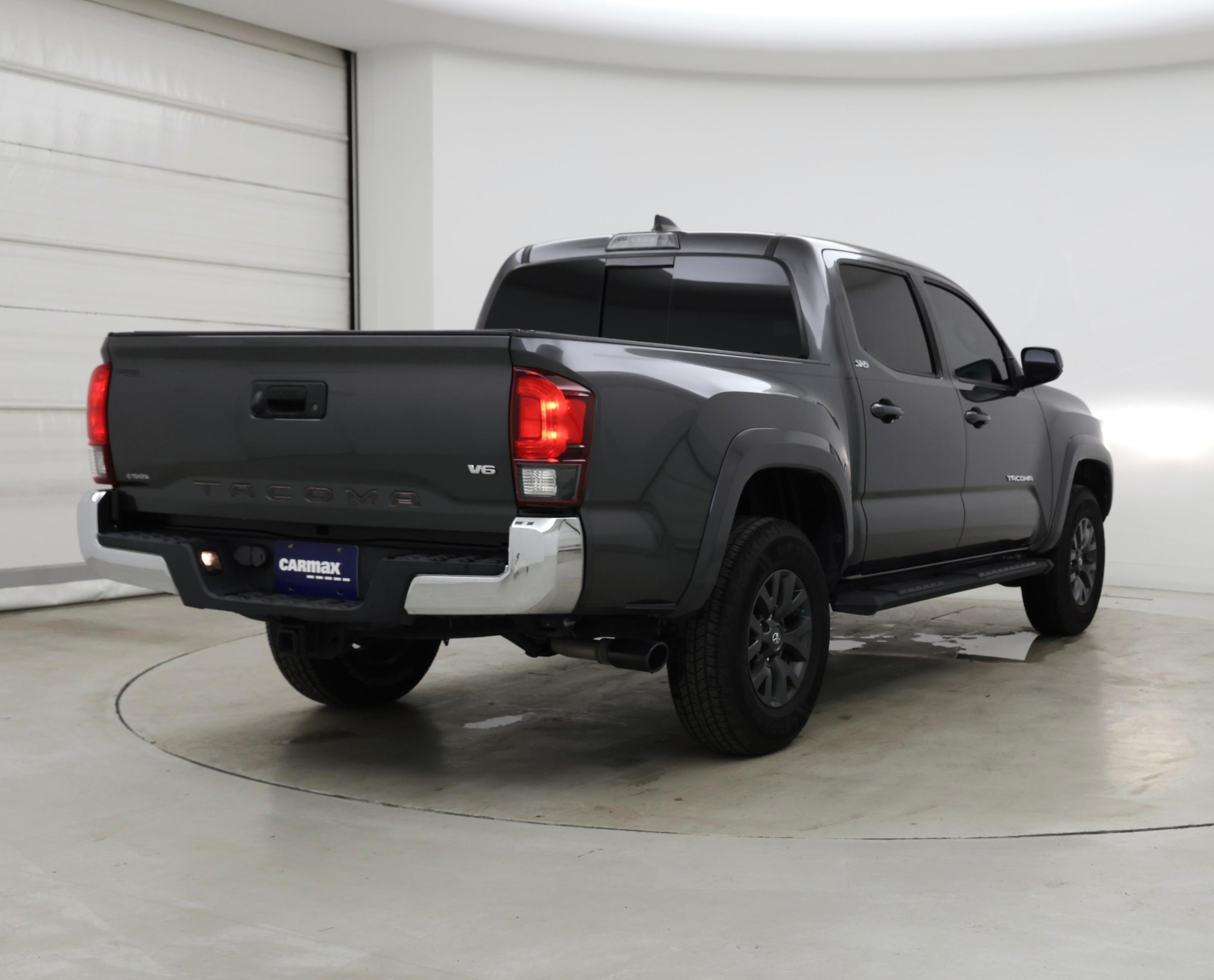 Thumbnail: 2020 Toyota Tacoma - 8